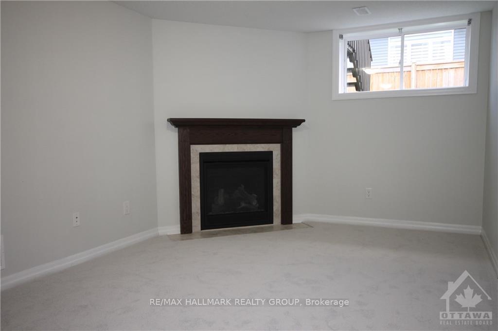 Photo 23 of 223 Overberg Way, Ottawa, Kanata - Emerald Meadows/Trailwest — HOMEH