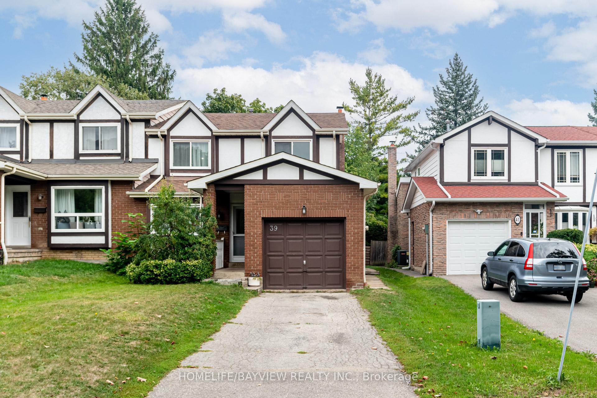 Photo 1 of 39 West Borough Street, Markham, Aileen-Willowbrook — HOMEH