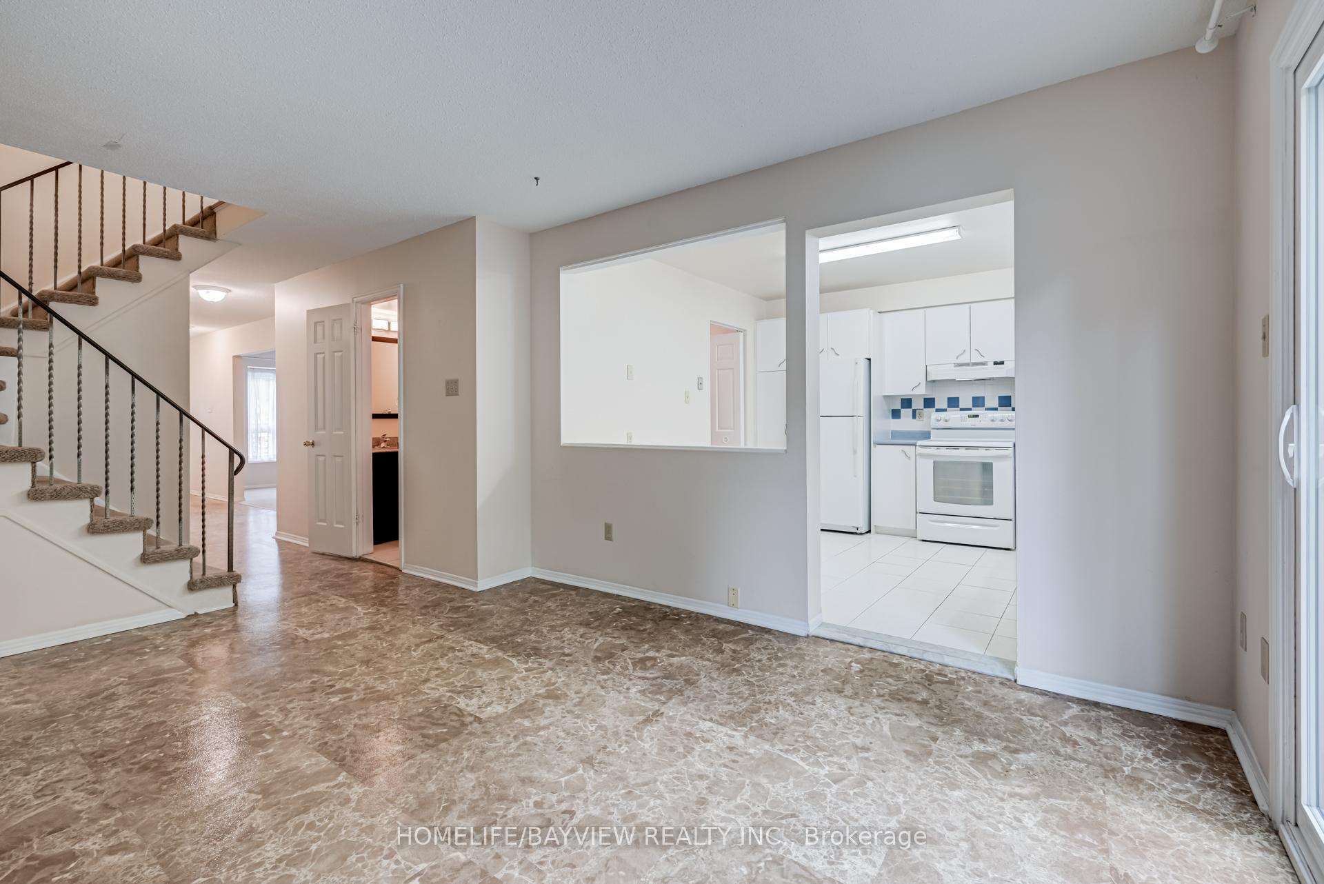 Photo 8 of 39 West Borough Street, Markham, Aileen-Willowbrook — HOMEH