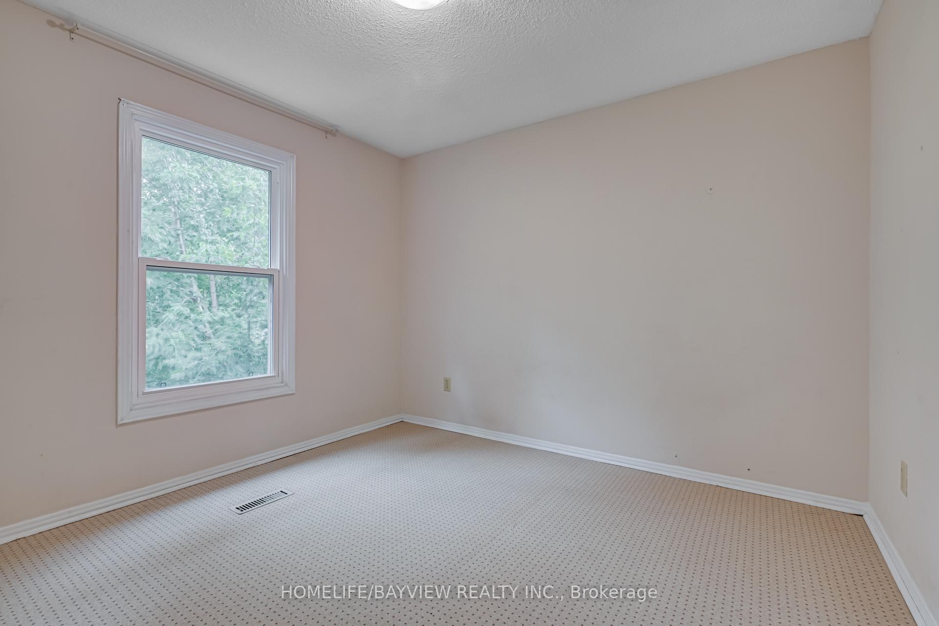 Photo 21 of 39 West Borough Street, Markham, Aileen-Willowbrook — HOMEH
