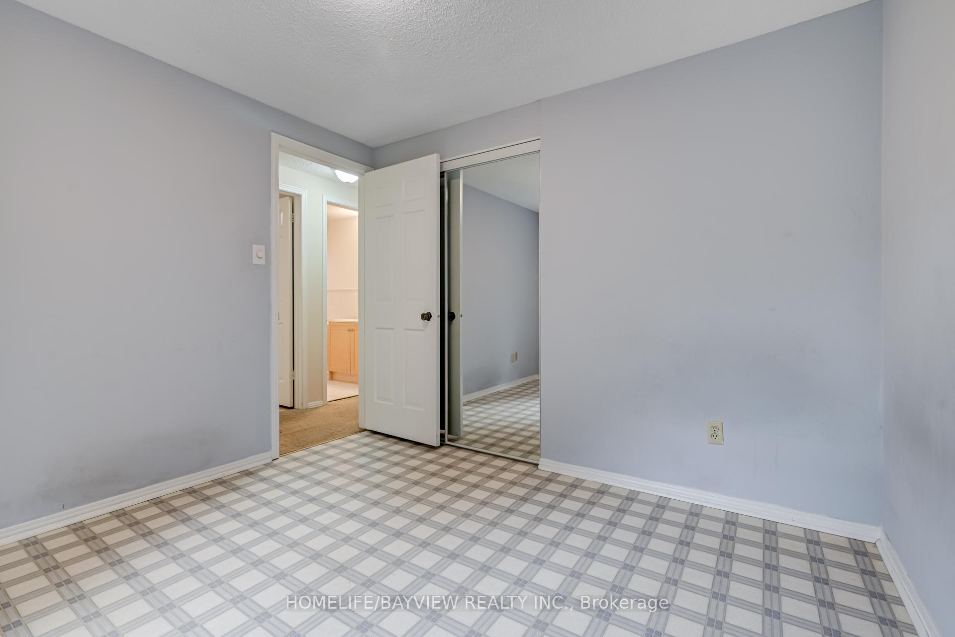 Photo 27 of 39 West Borough Street, Markham, Aileen-Willowbrook — HOMEH
