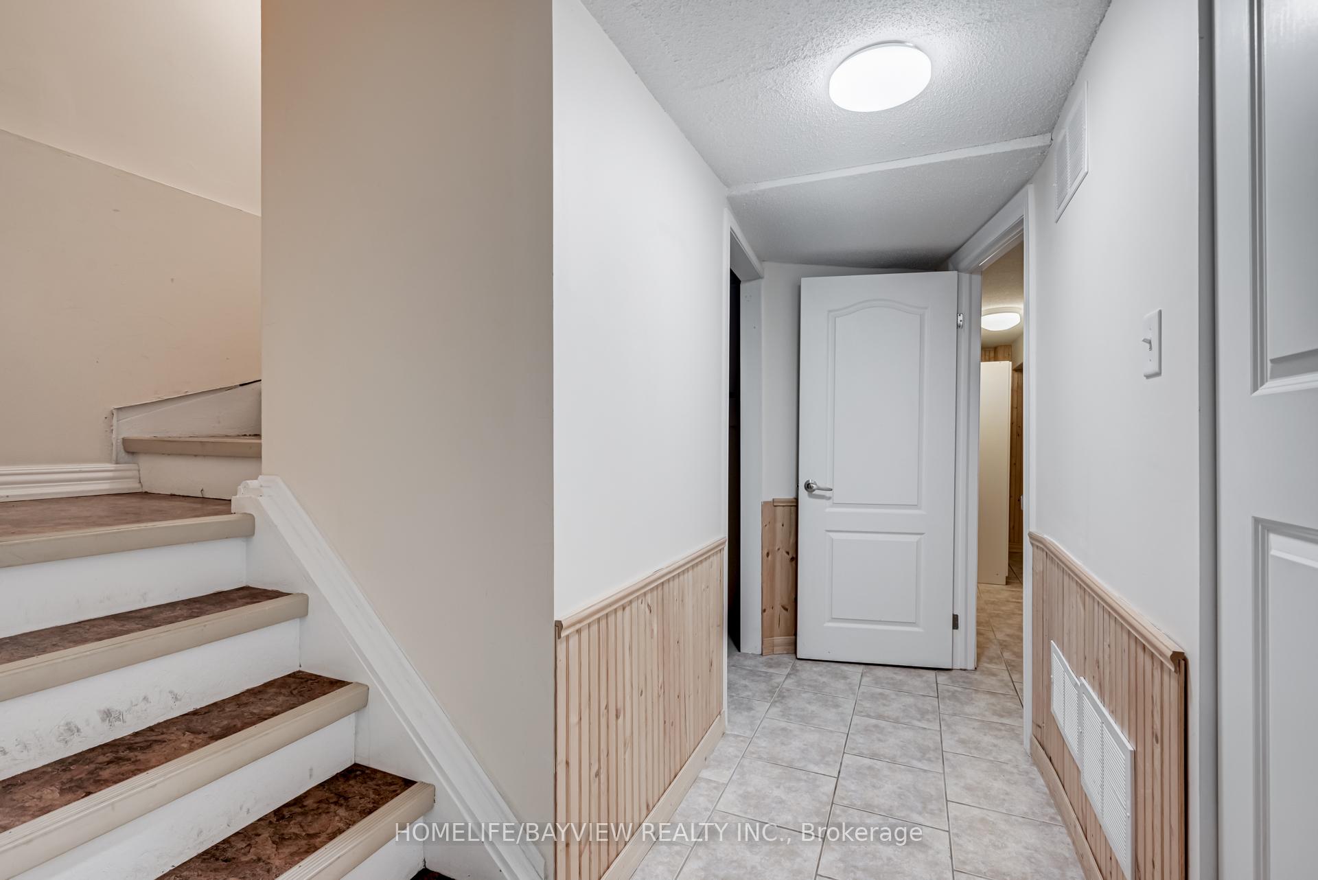 Photo 30 of 39 West Borough Street, Markham, Aileen-Willowbrook — HOMEH