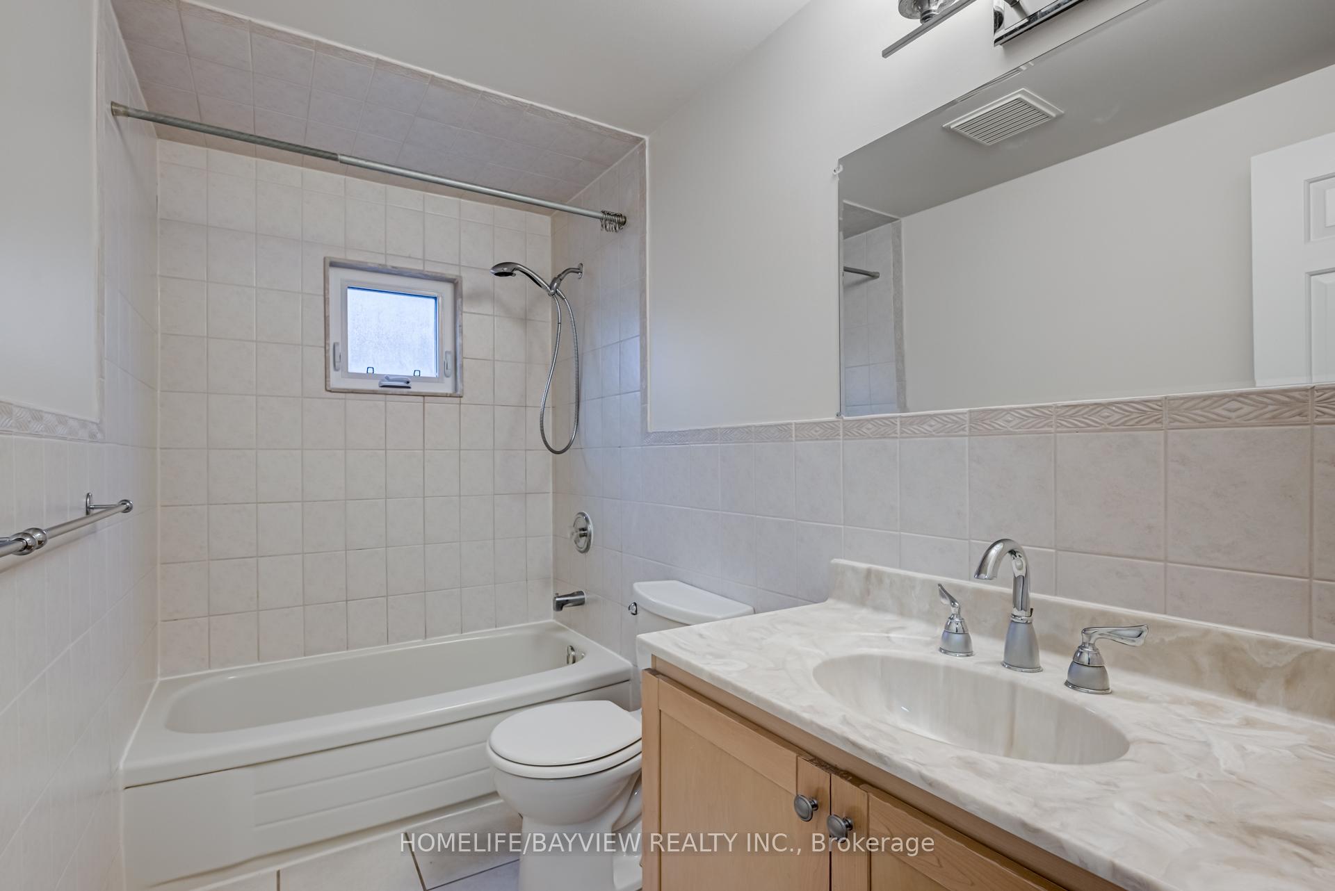 Photo 31 of 39 West Borough Street, Markham, Aileen-Willowbrook — HOMEH