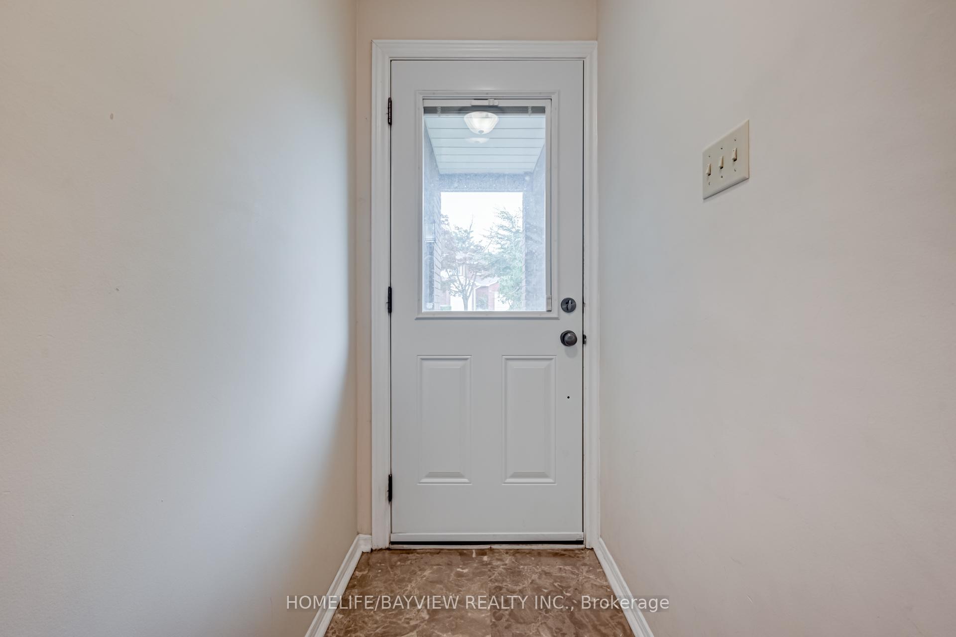 Photo 33 of 39 West Borough Street, Markham, Aileen-Willowbrook — HOMEH