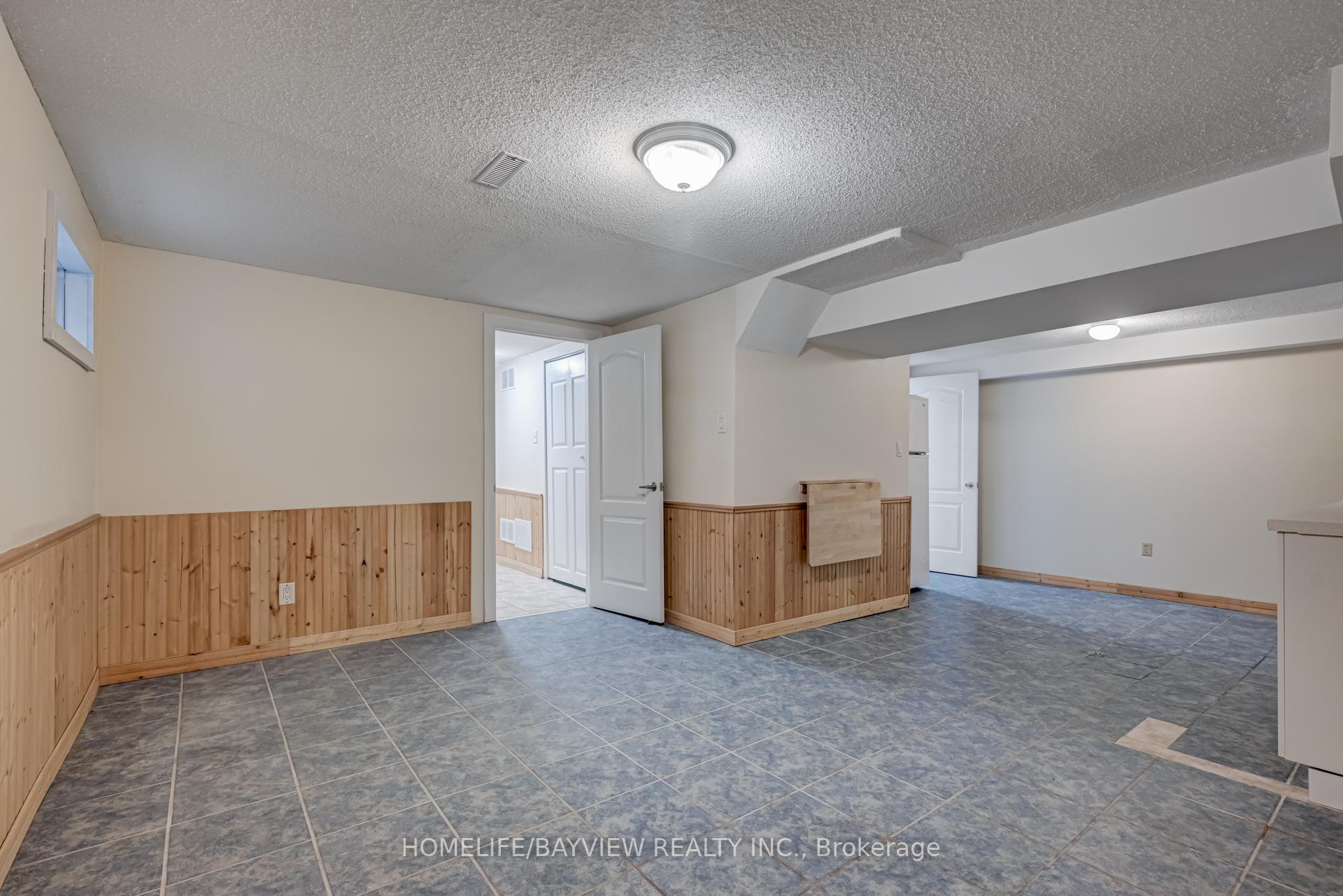 Photo 34 of 39 West Borough Street, Markham, Aileen-Willowbrook — HOMEH