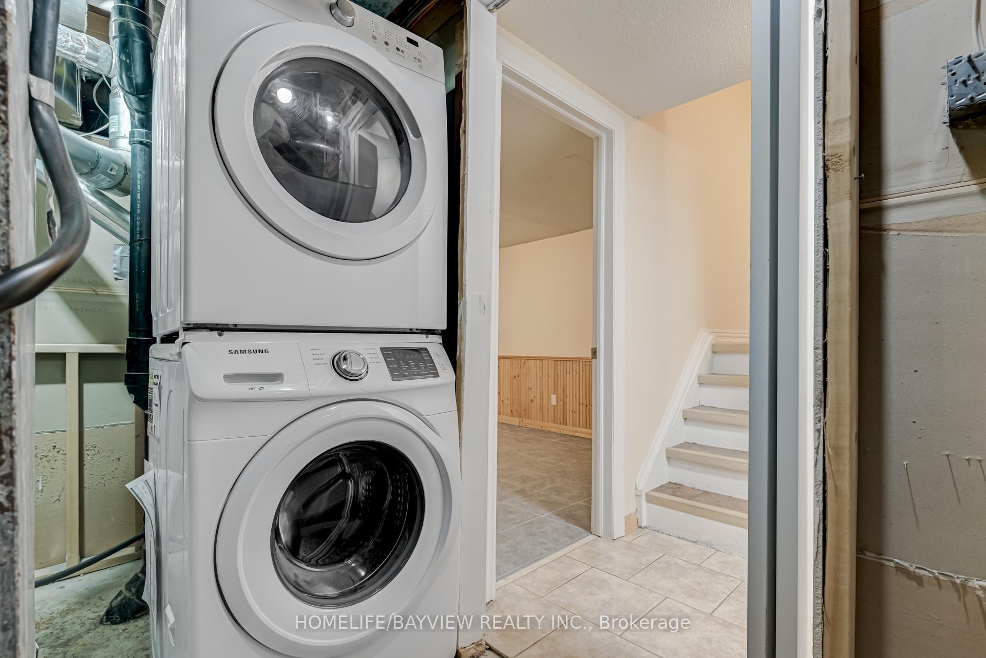 Photo 36 of 39 West Borough Street, Markham, Aileen-Willowbrook — HOMEH