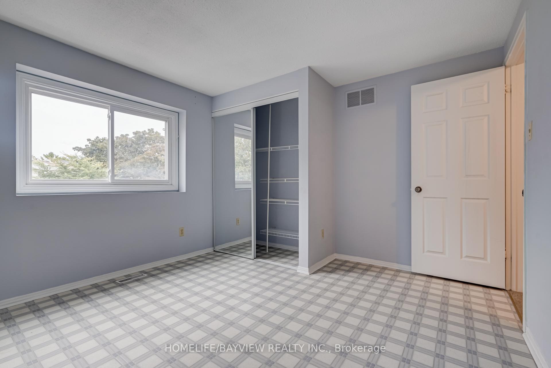 Photo 42 of 39 West Borough Street, Markham, Aileen-Willowbrook — HOMEH