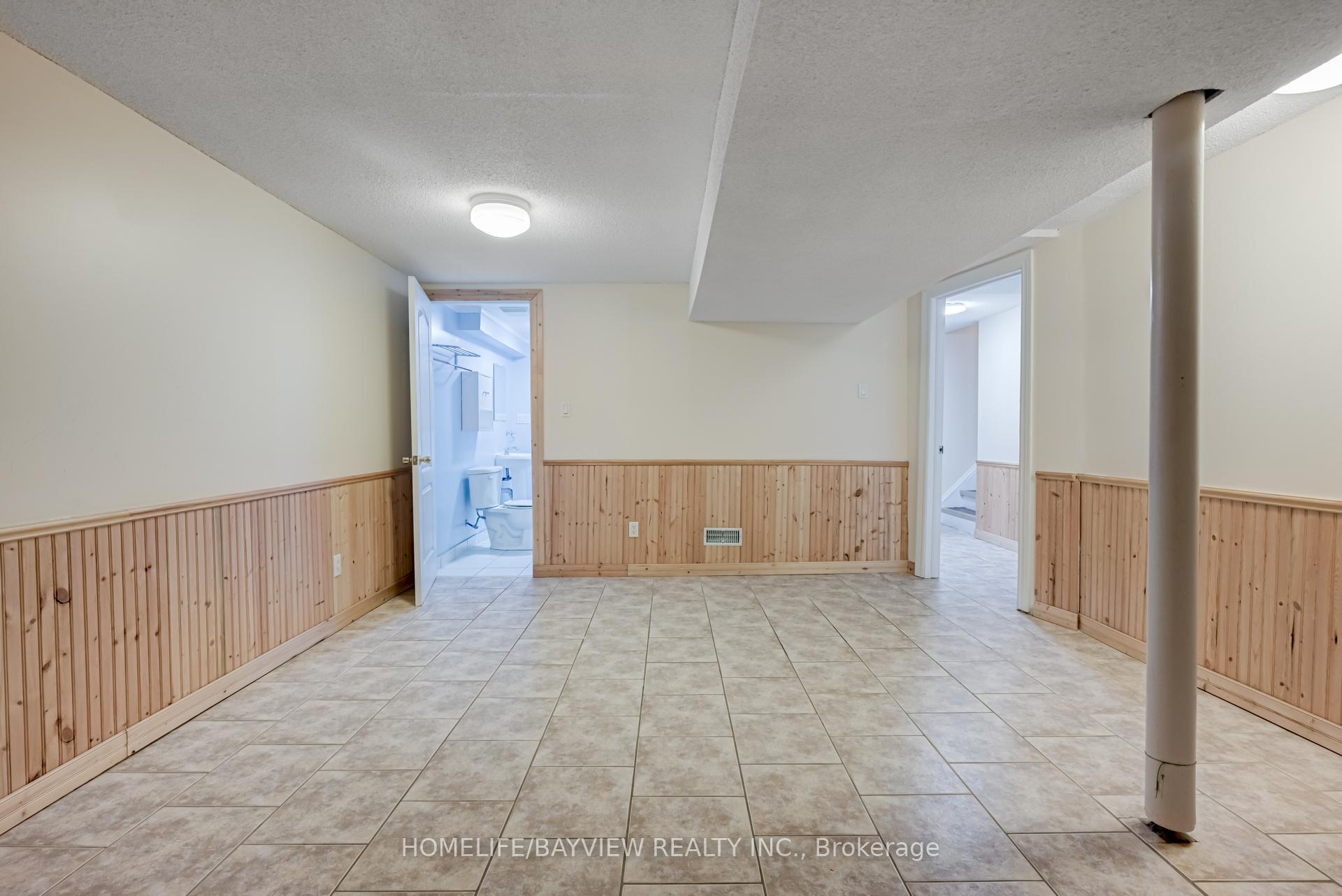 Photo 46 of 39 West Borough Street, Markham, Aileen-Willowbrook — HOMEH