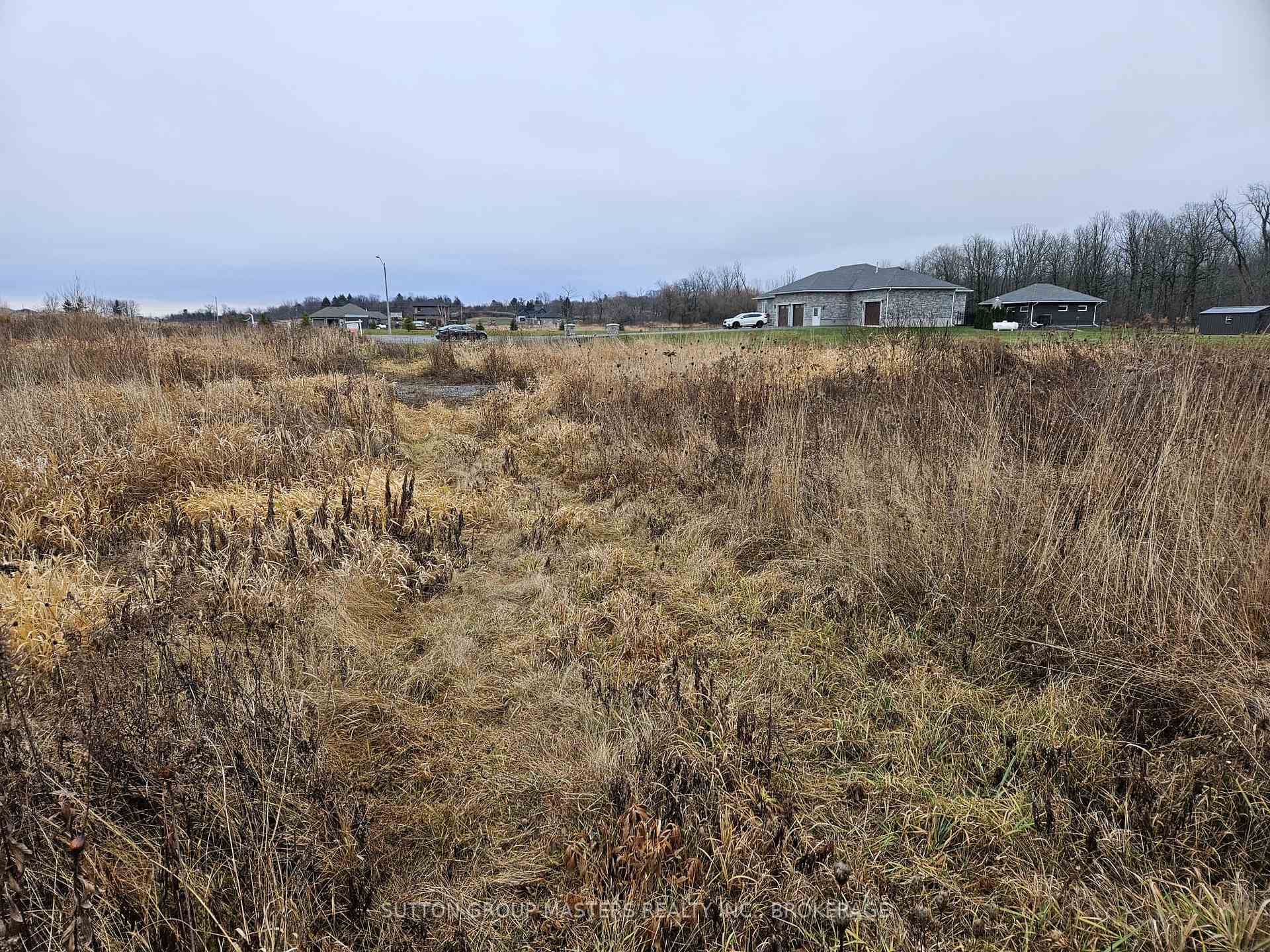 Photo 9 of 213 Mann Drive, Kingston, City North of 401 — HOMEH
