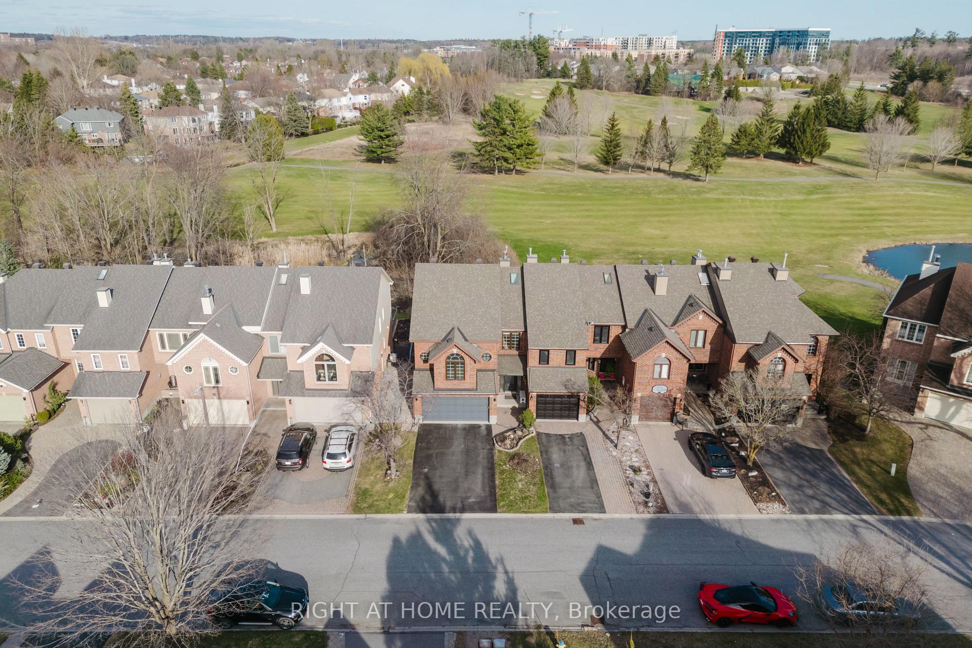 Photo 2 of 17 Windeyer Crescent E, Ottawa, Kanata - Kanata Lakes/Heritage Hills — HOMEH