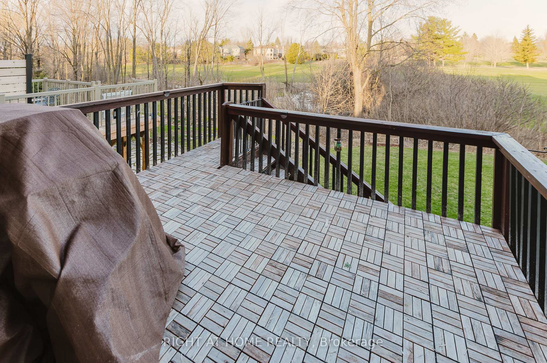 Photo 39 of 17 Windeyer Crescent E, Ottawa, Kanata - Kanata Lakes/Heritage Hills — HOMEH