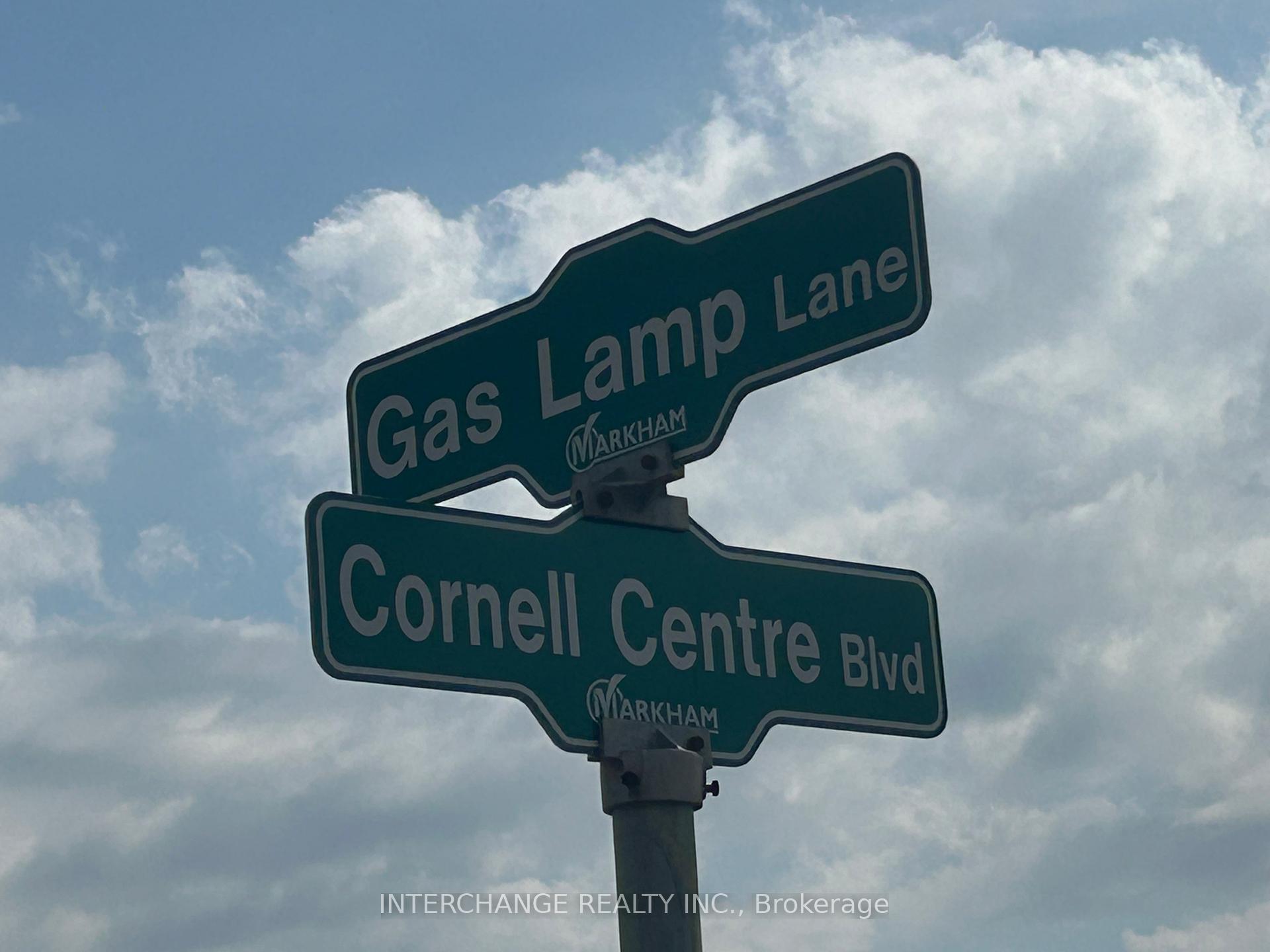 Photo 25 of 310 Gas Lamp Lane, Markham, Cornell — HOMEH