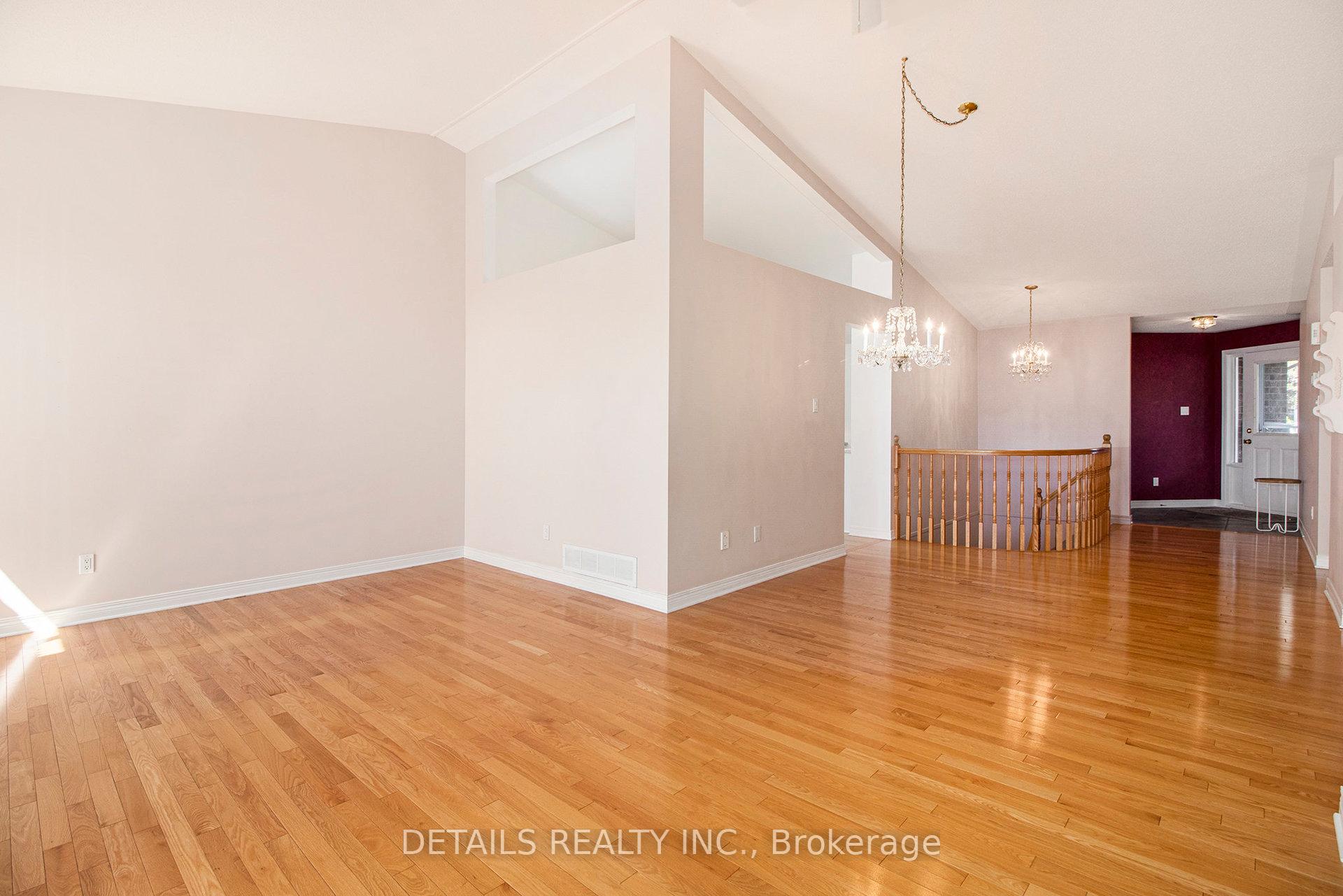 Photo 5 of 94 Waterthrush Crescent, Ottawa, Kanata - Bridlewood — HOMEH