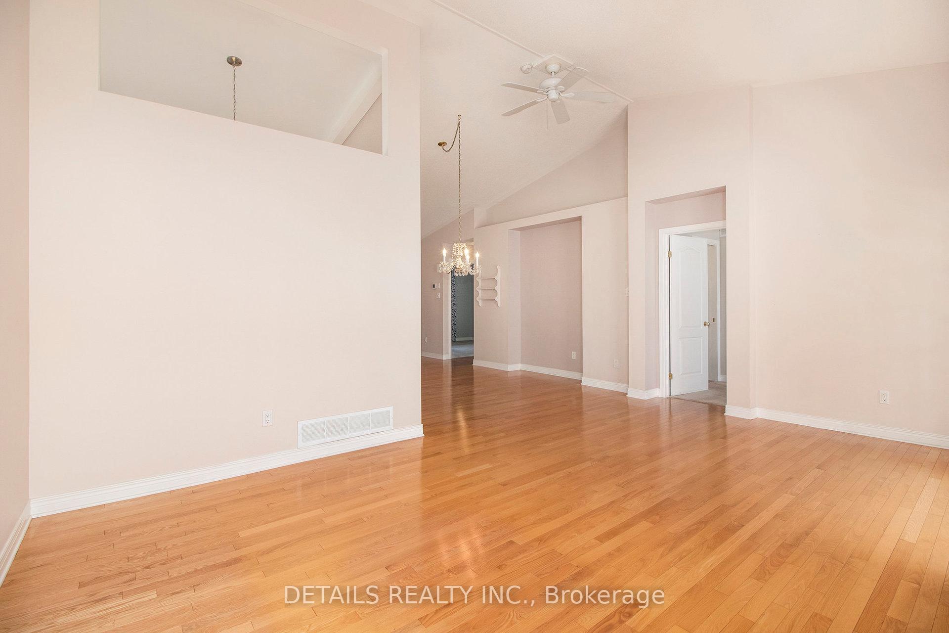 Photo 7 of 94 Waterthrush Crescent, Ottawa, Kanata - Bridlewood — HOMEH