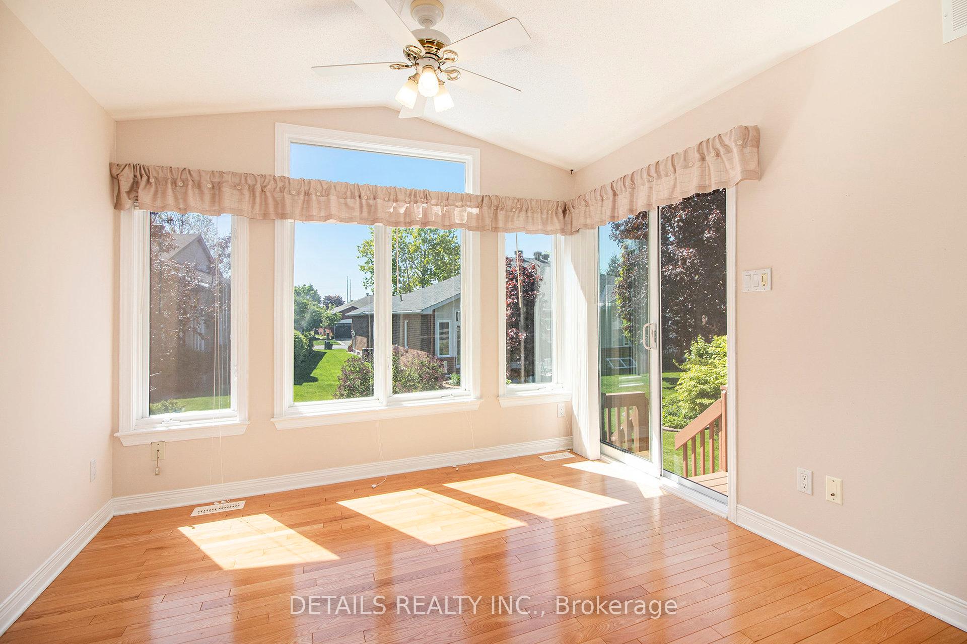 Photo 12 of 94 Waterthrush Crescent, Ottawa, Kanata - Bridlewood — HOMEH