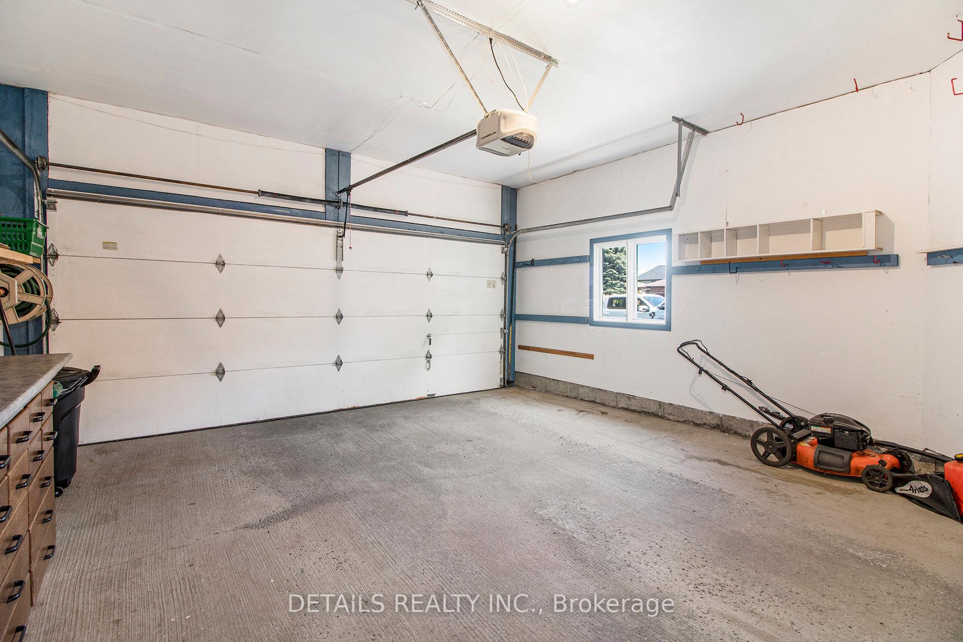 Photo 34 of 94 Waterthrush Crescent, Ottawa, Kanata - Bridlewood — HOMEH