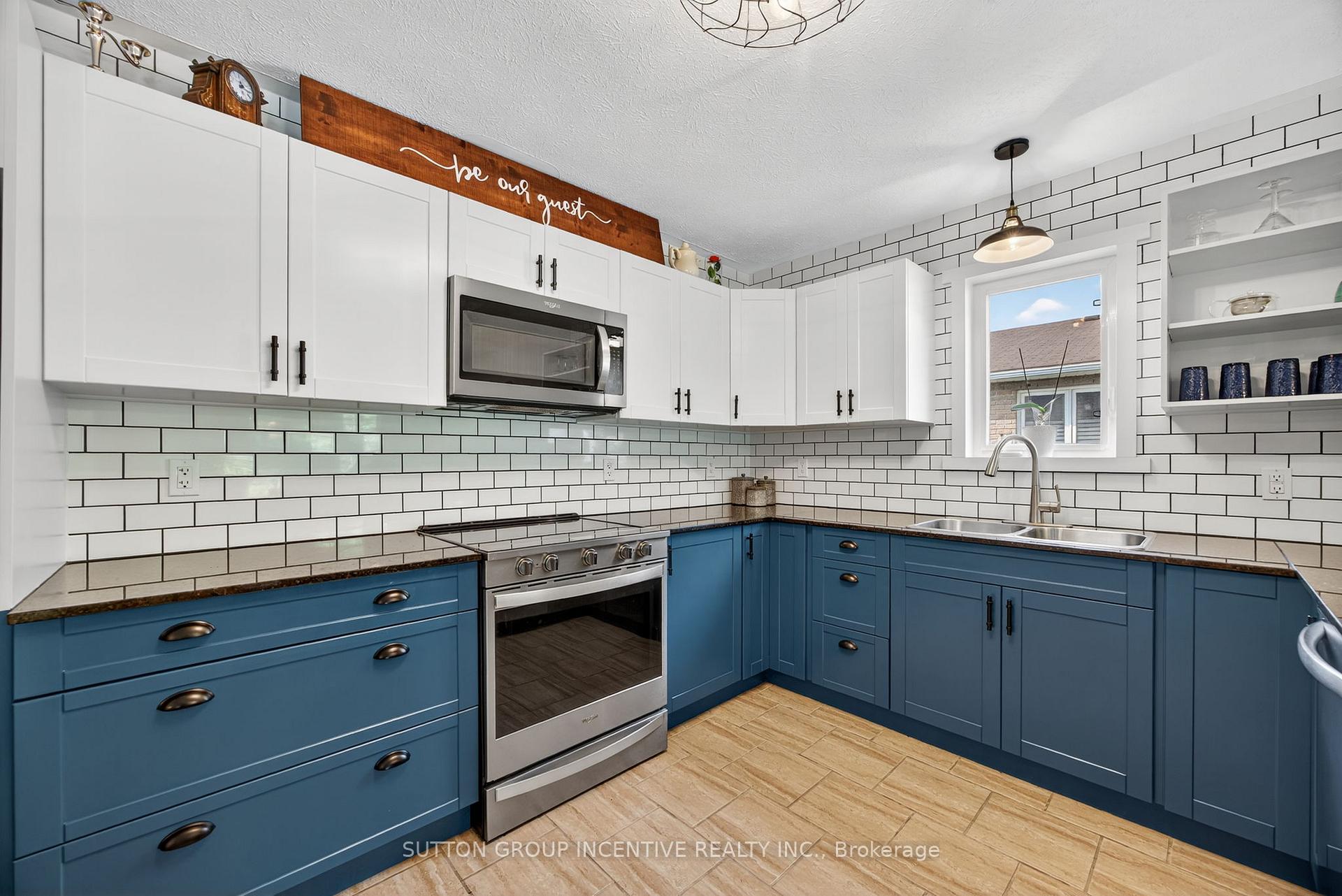 Photo 7 of 1084 Harbourview Drive, Midland — HOMEH