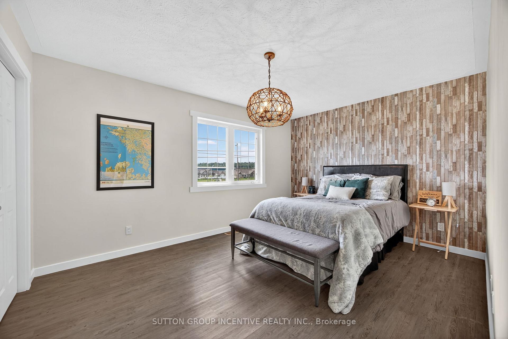 Photo 16 of 1084 Harbourview Drive, Midland — HOMEH