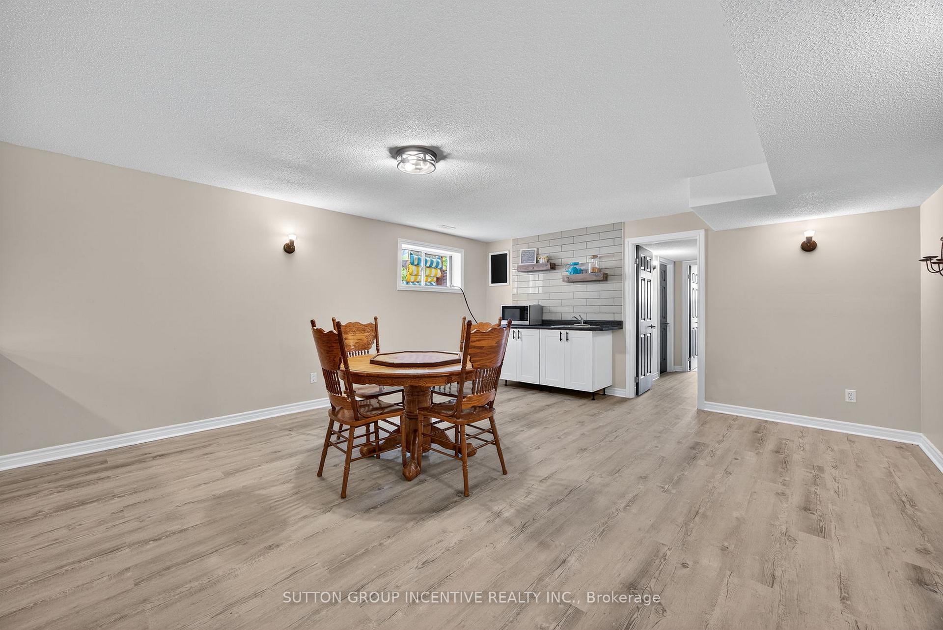 Photo 22 of 1084 Harbourview Drive, Midland — HOMEH