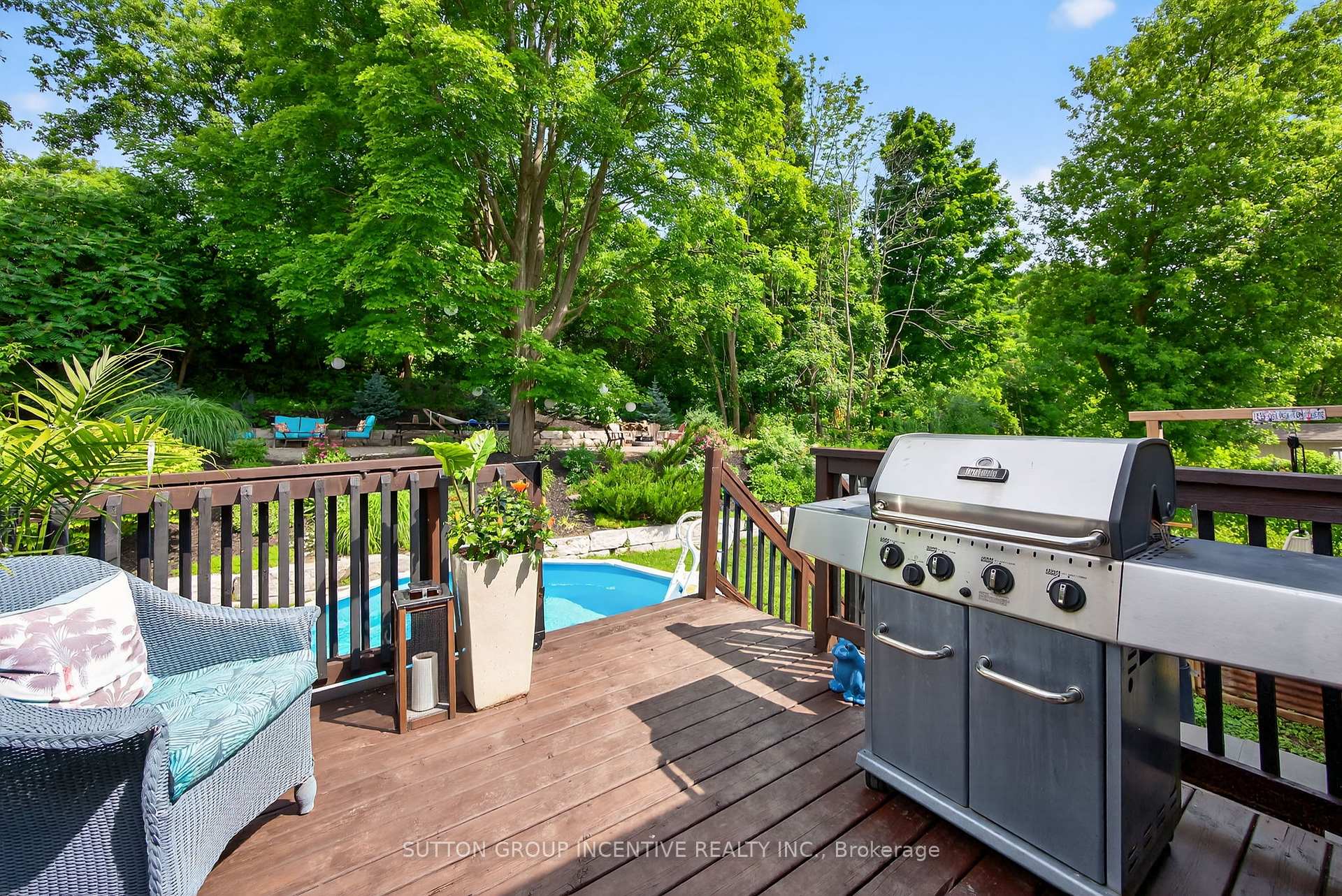Photo 33 of 1084 Harbourview Drive, Midland — HOMEH
