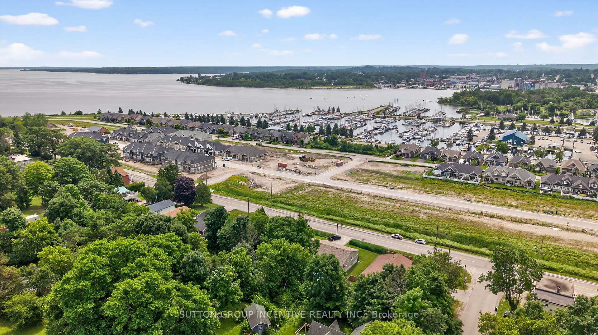Photo 43 of 1084 Harbourview Drive, Midland — HOMEH