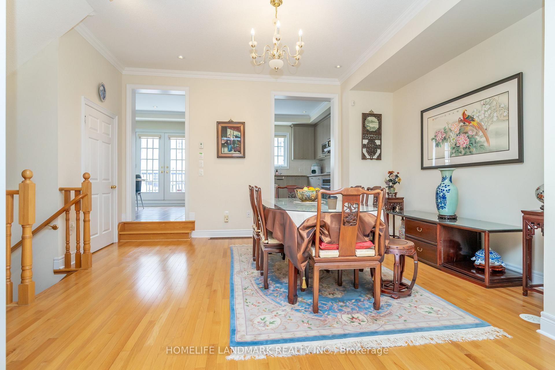 Photo 7 of 9 Mackenzie's Stand Avenue, Markham, Unionville — HOMEH
