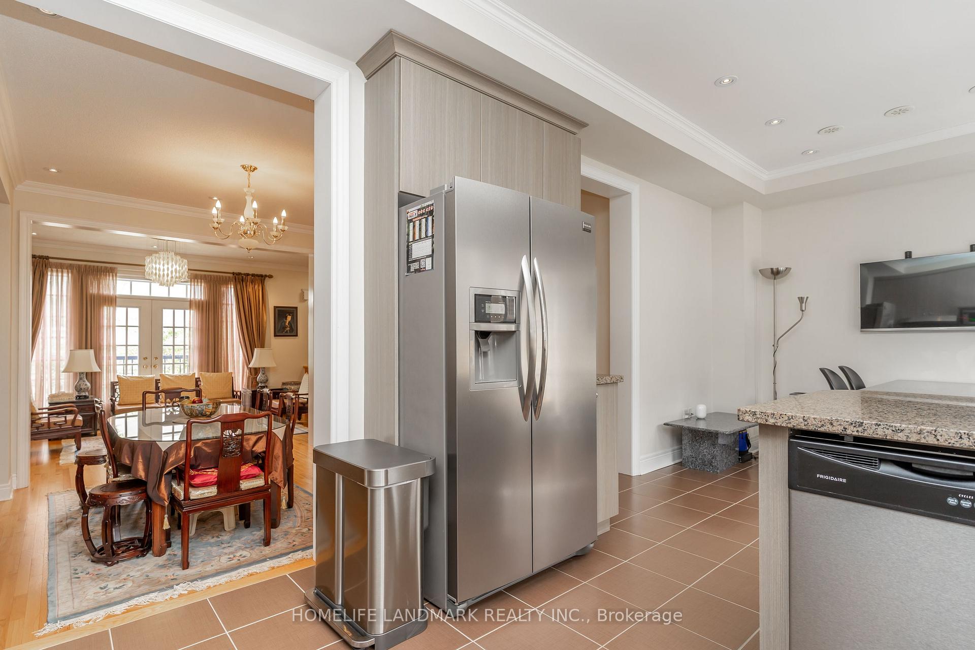 Photo 13 of 9 Mackenzie's Stand Avenue, Markham, Unionville — HOMEH