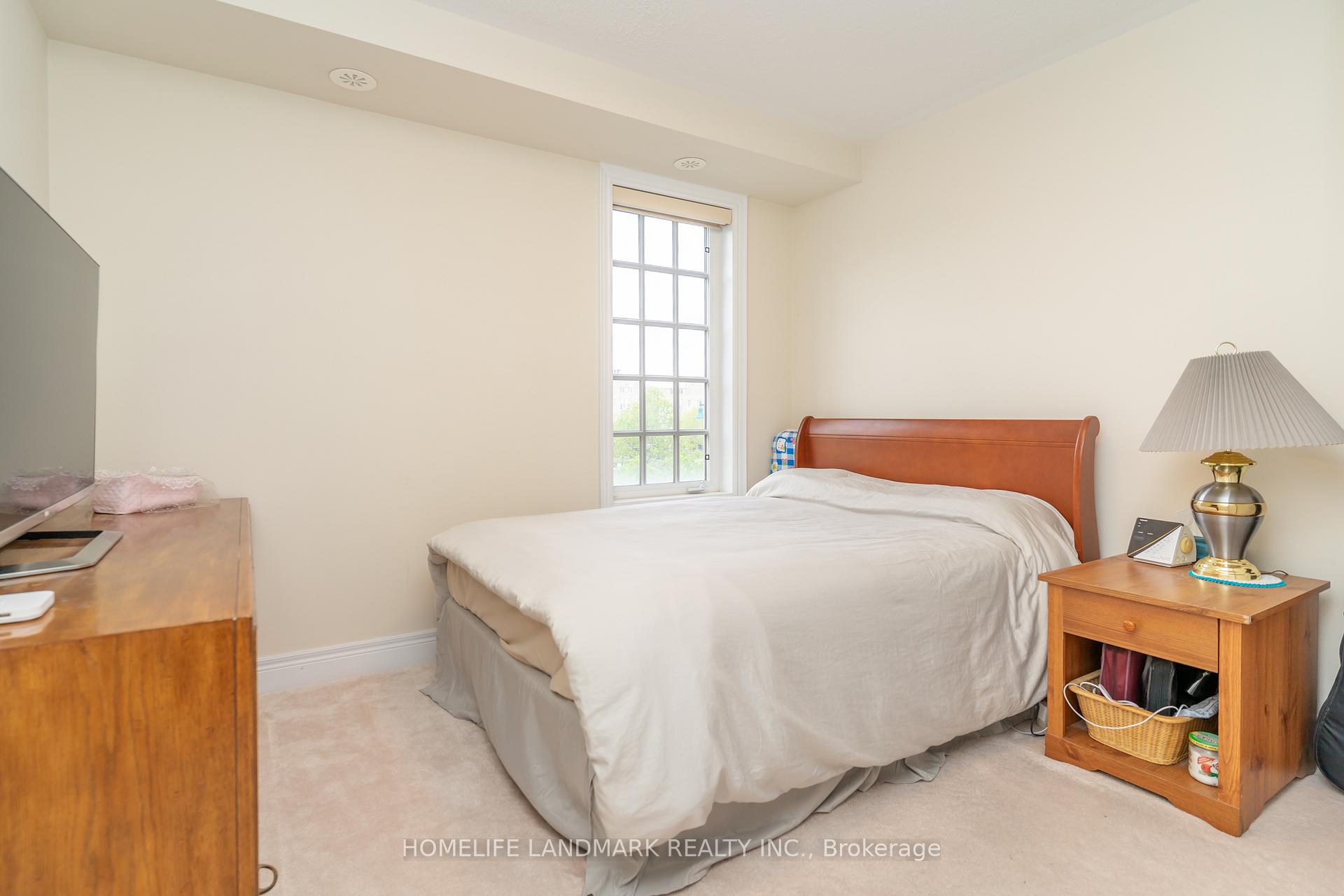 Photo 19 of 9 Mackenzie's Stand Avenue, Markham, Unionville — HOMEH