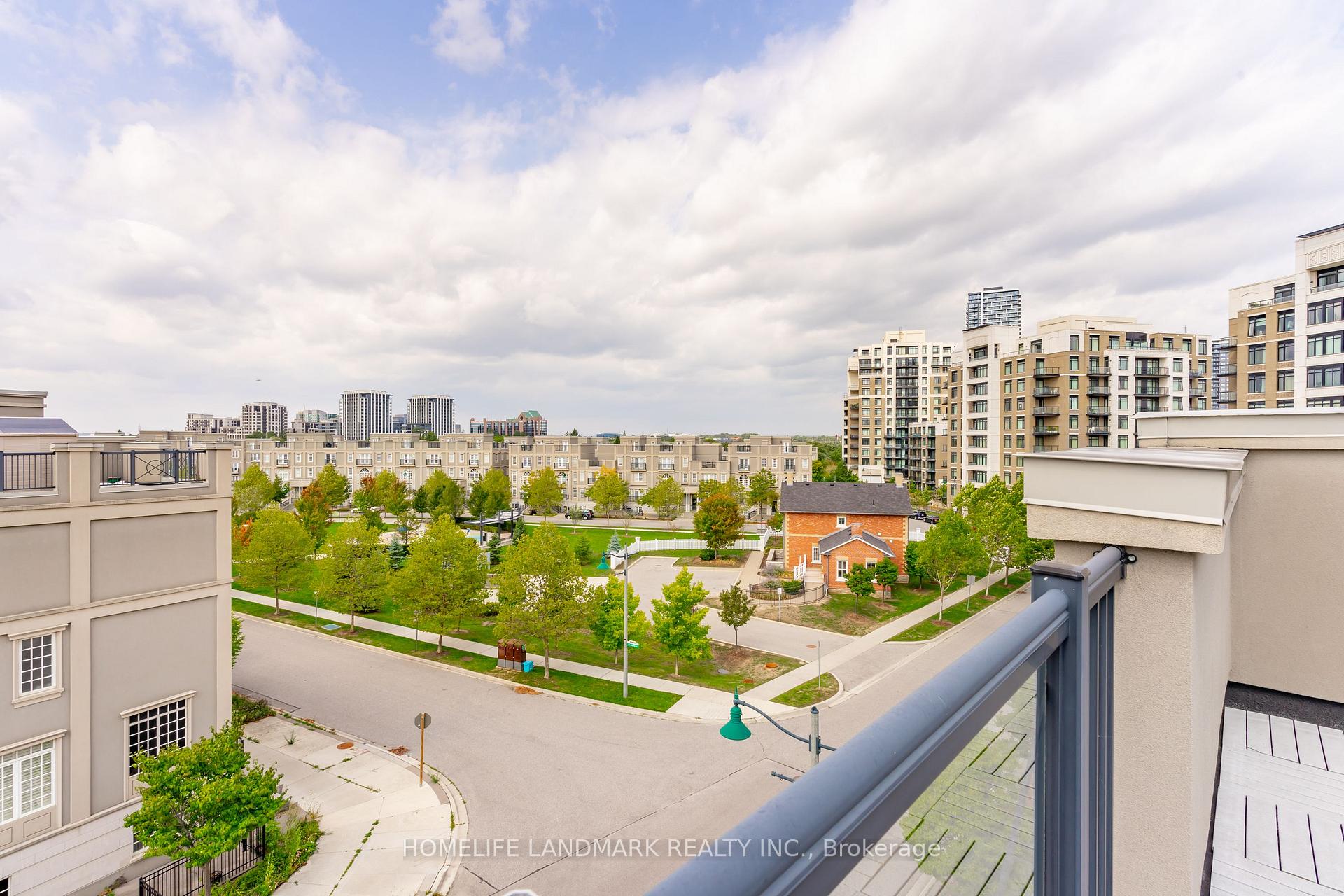 Photo 33 of 9 Mackenzie's Stand Avenue, Markham, Unionville — HOMEH