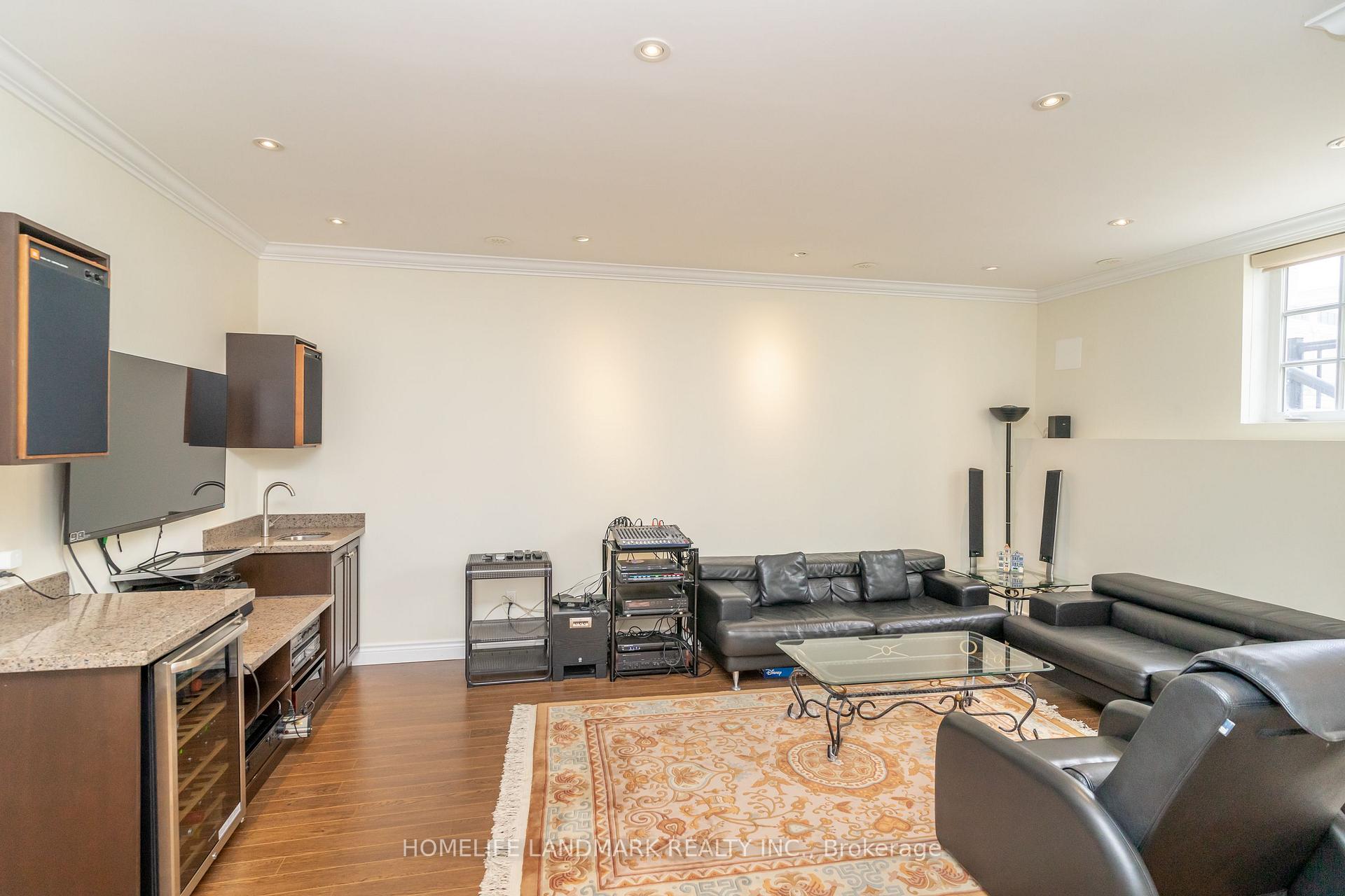 Photo 37 of 9 Mackenzie's Stand Avenue, Markham, Unionville — HOMEH