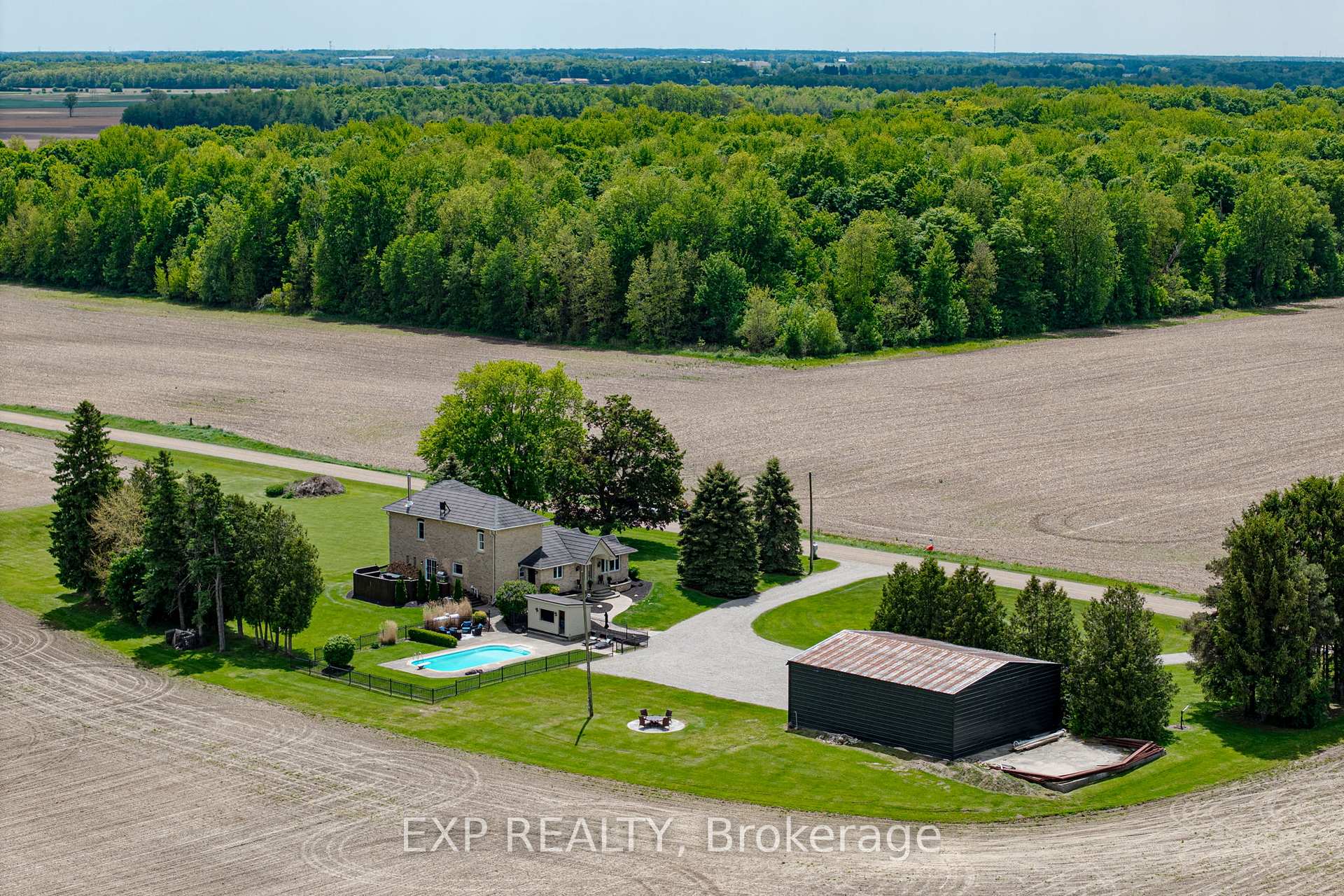 Photo 3 of 6474 Bells Road, Middlesex Centre, Rural Middlesex Centre — HOMEH