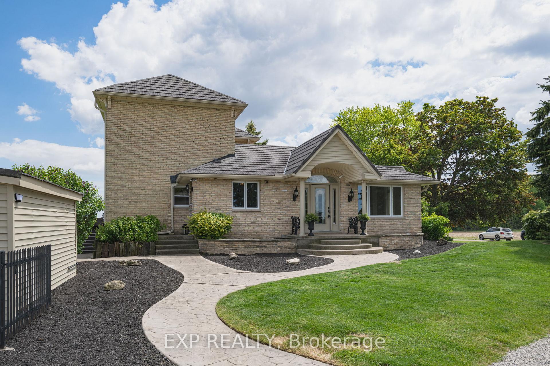 Photo 5 of 6474 Bells Road, Middlesex Centre, Rural Middlesex Centre — HOMEH