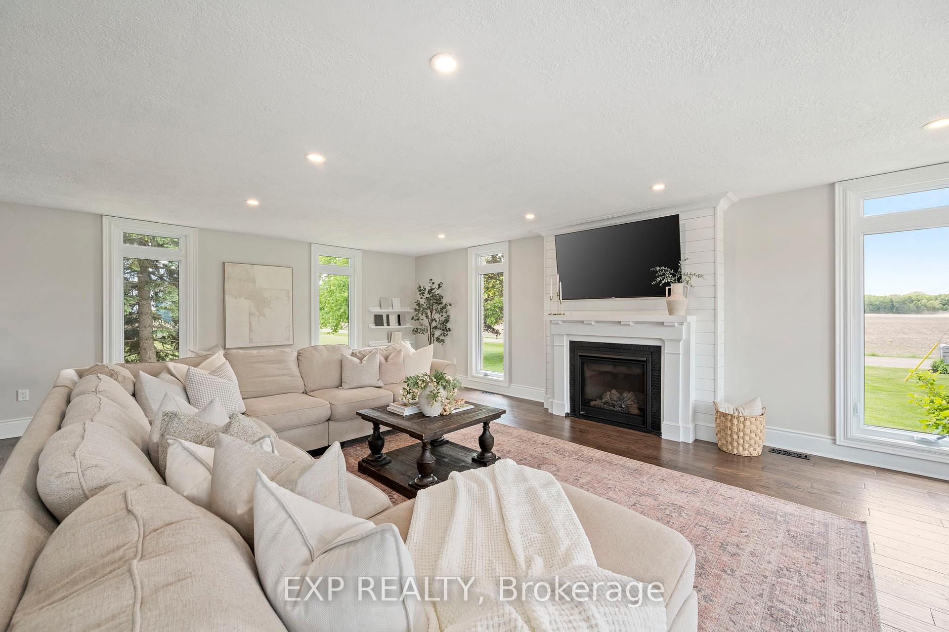 Photo 8 of 6474 Bells Road, Middlesex Centre, Rural Middlesex Centre — HOMEH