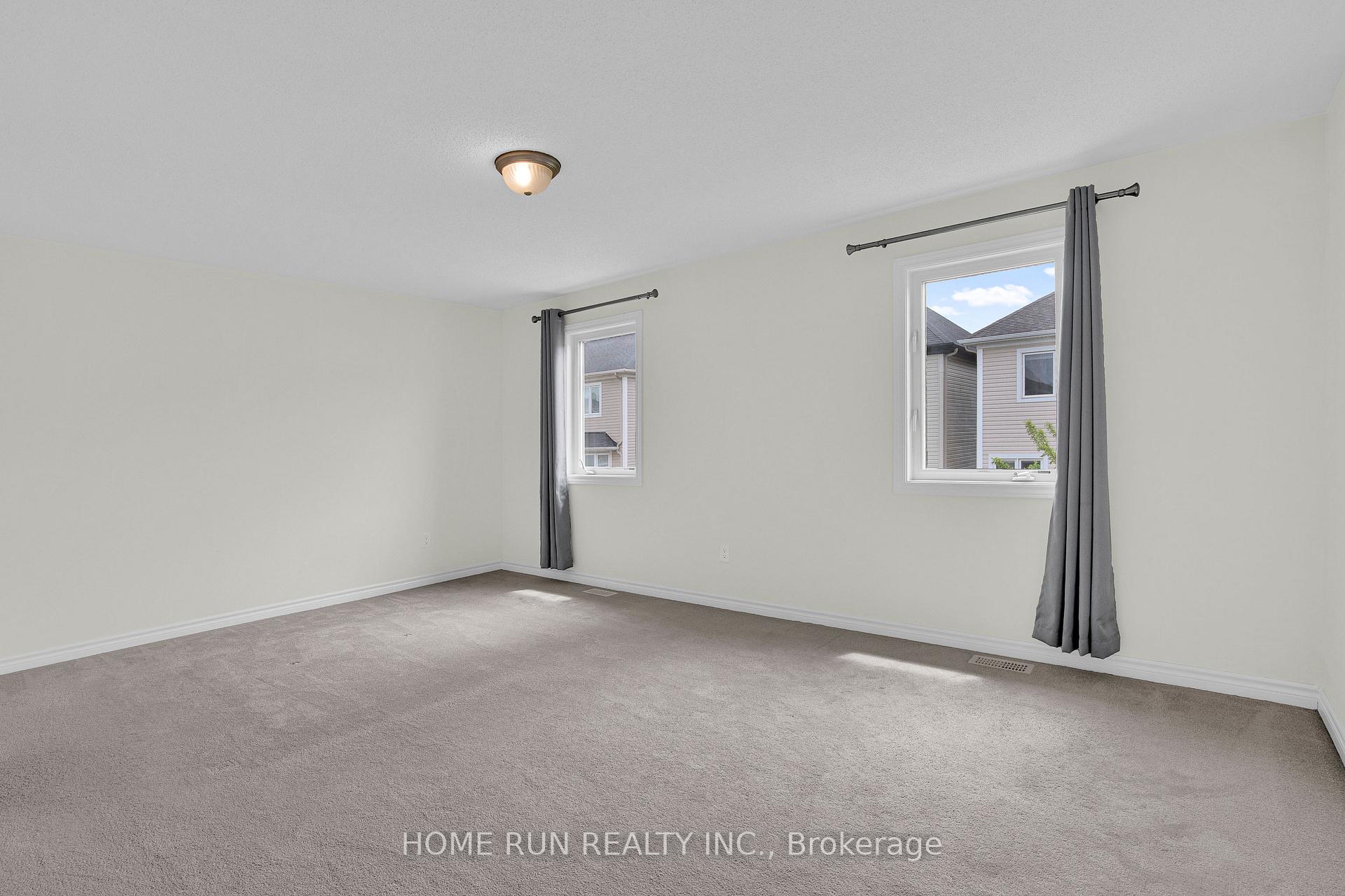 Photo 32 of 185 Flowing Creek Circle, Ottawa, Kanata - Emerald Meadows/Trailwest — HOMEH