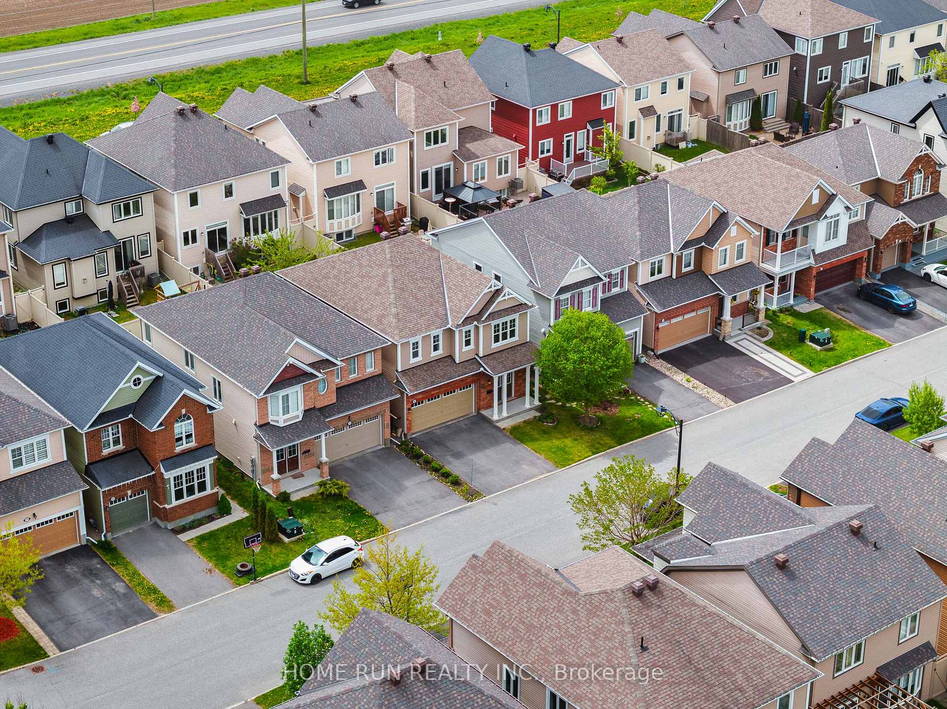 Photo 36 of 185 Flowing Creek Circle, Ottawa, Kanata - Emerald Meadows/Trailwest — HOMEH