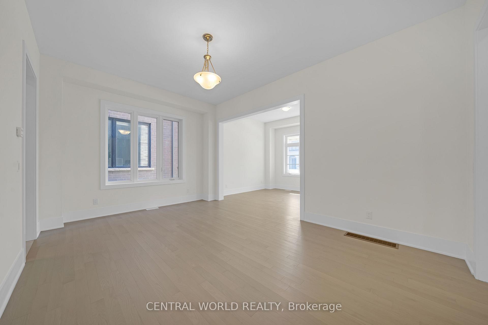 Photo 10 of 43 Godfrey Willis Drive, Markham, Angus Glen — HOMEH