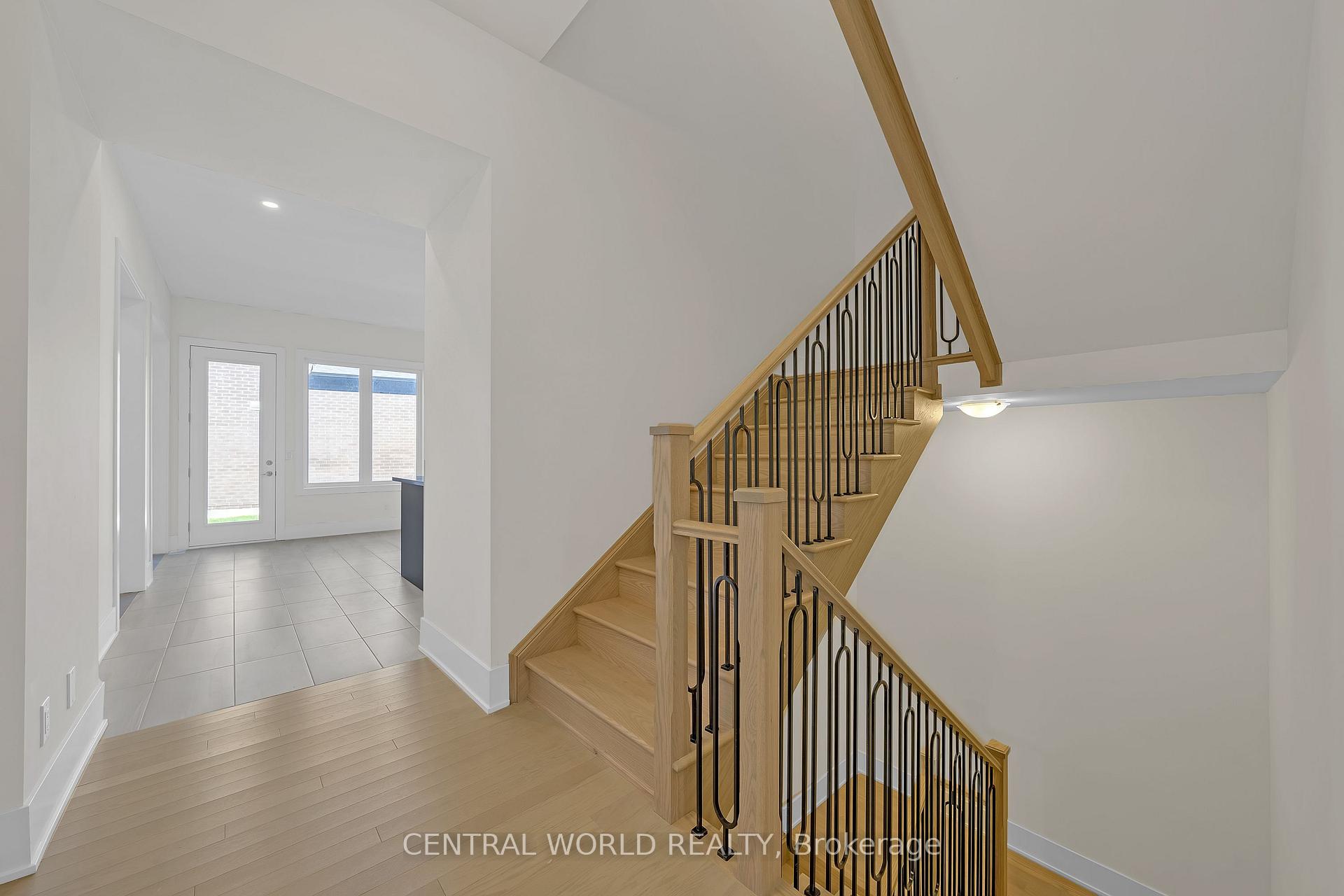 Photo 11 of 43 Godfrey Willis Drive, Markham, Angus Glen — HOMEH