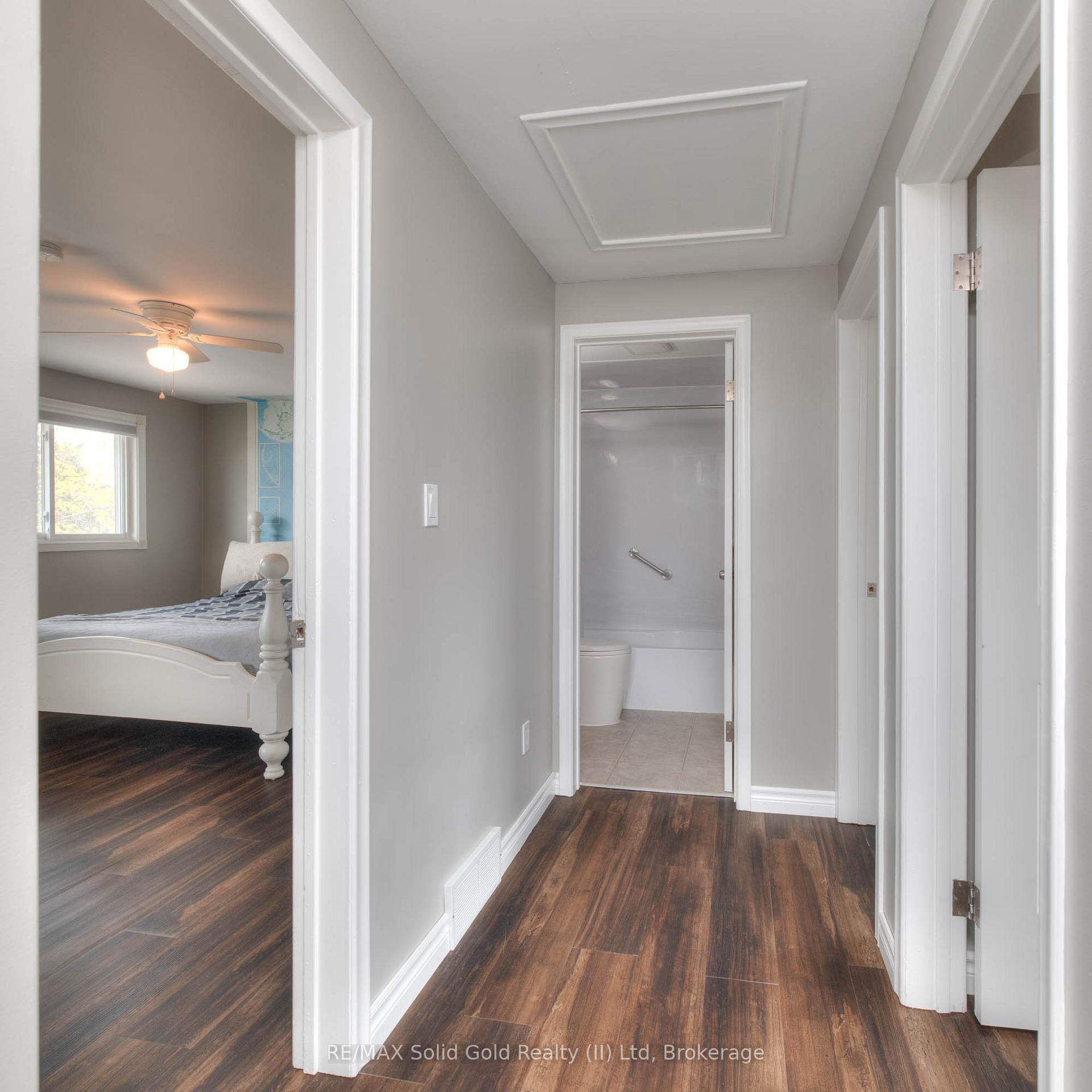 Photo 17 of 3 Shaftsbury Drive, Kitchener — HOMEH