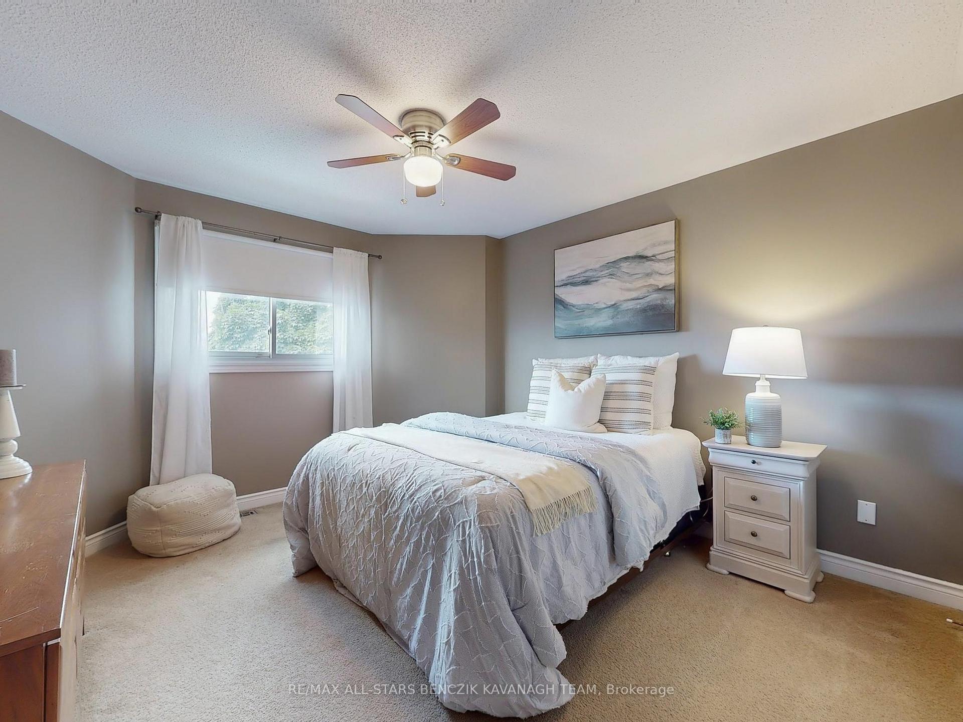 Photo 18 of 3 West Side Drive, Markham, Markville — HOMEH