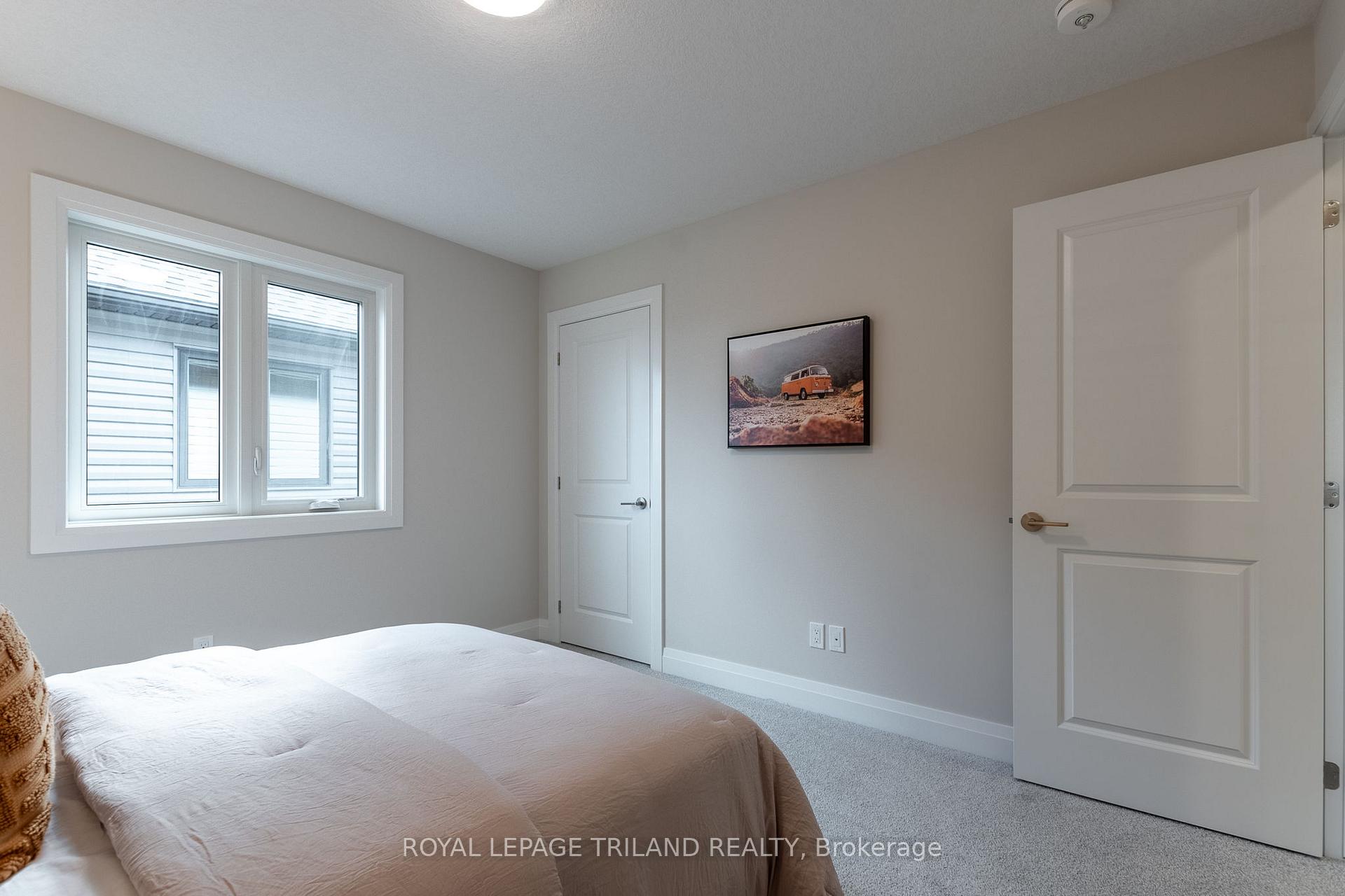 Photo 24 of 16 Allister Drive, Middlesex Centre, Kilworth — HOMEH
