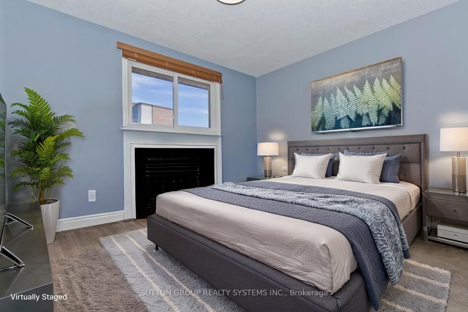 Photo 12 of 194 Solomon Crescent, Hamilton, Trenholme — HOMEH