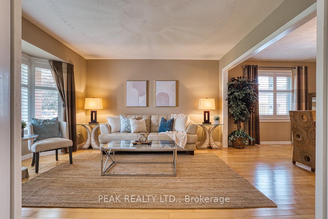 Photo 9 of 20 Tami Court, Kitchener — HOMEH