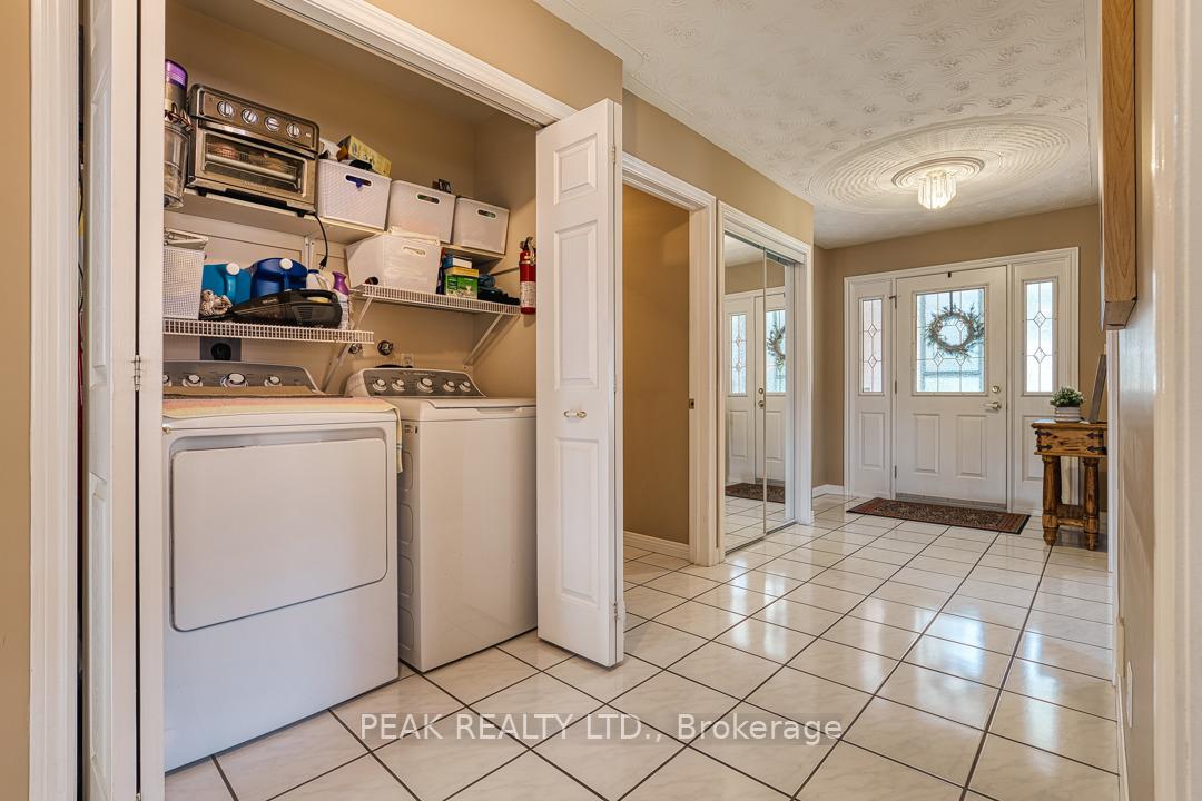 Photo 15 of 20 Tami Court, Kitchener — HOMEH