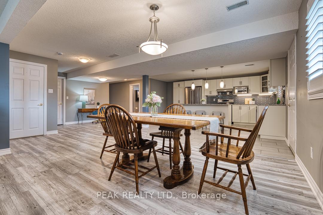 Photo 33 of 20 Tami Court, Kitchener — HOMEH