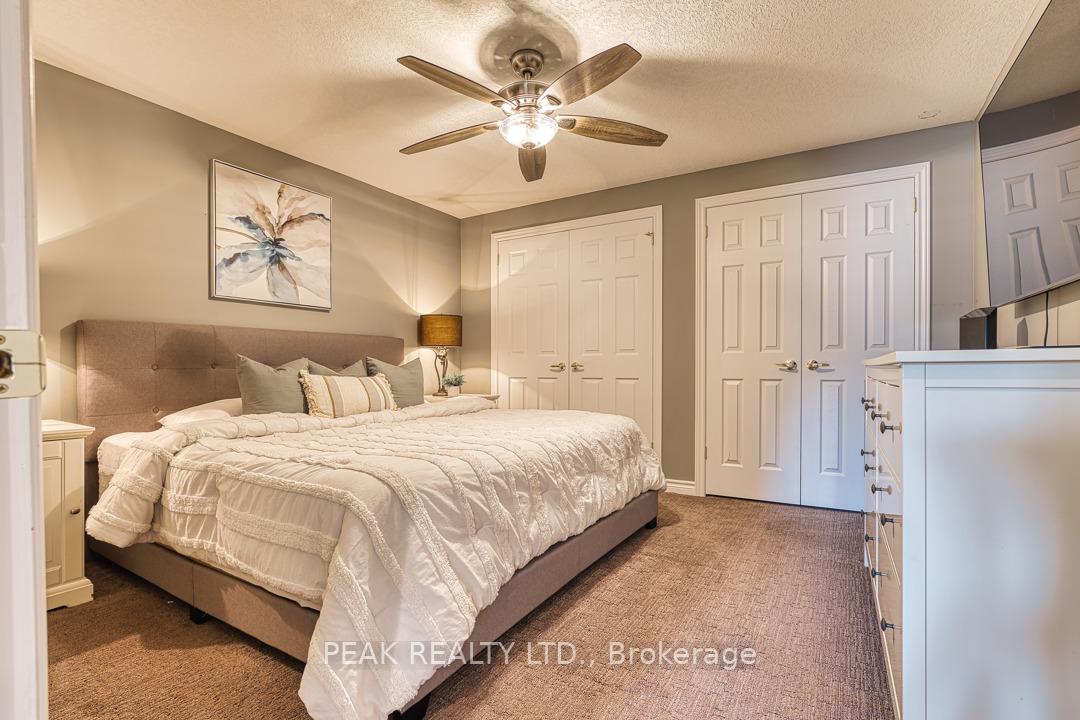 Photo 34 of 20 Tami Court, Kitchener — HOMEH