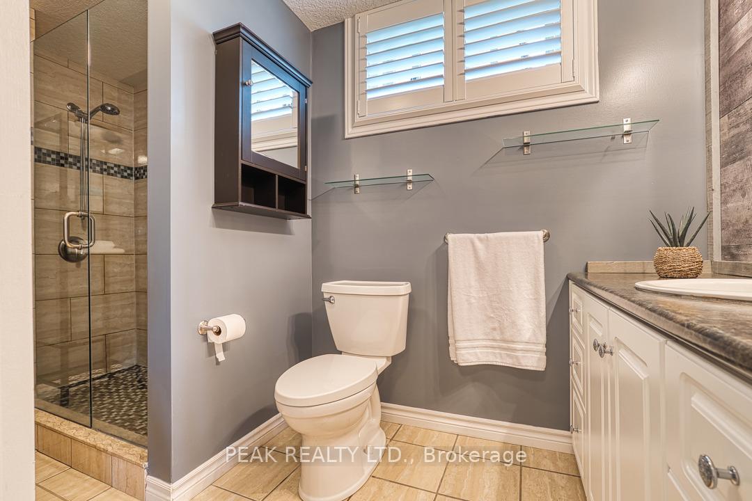 Photo 36 of 20 Tami Court, Kitchener — HOMEH