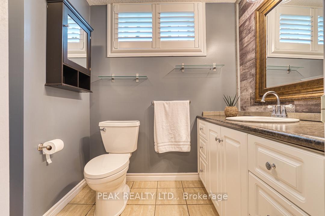 Photo 37 of 20 Tami Court, Kitchener — HOMEH