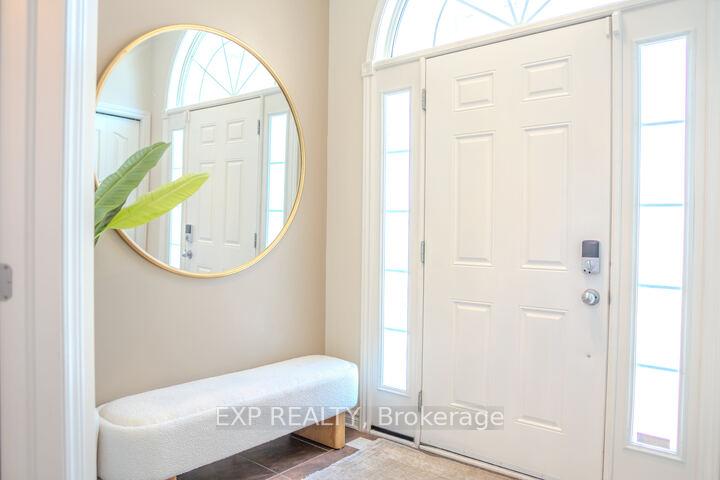 Photo 3 of 10 Penrith Street, Ottawa, Kanata - Morgan's Grant/South March — HOMEH