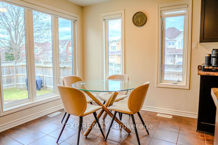 Photo 11 of 10 Penrith Street, Ottawa, Kanata - Morgan's Grant/South March — HOMEH
