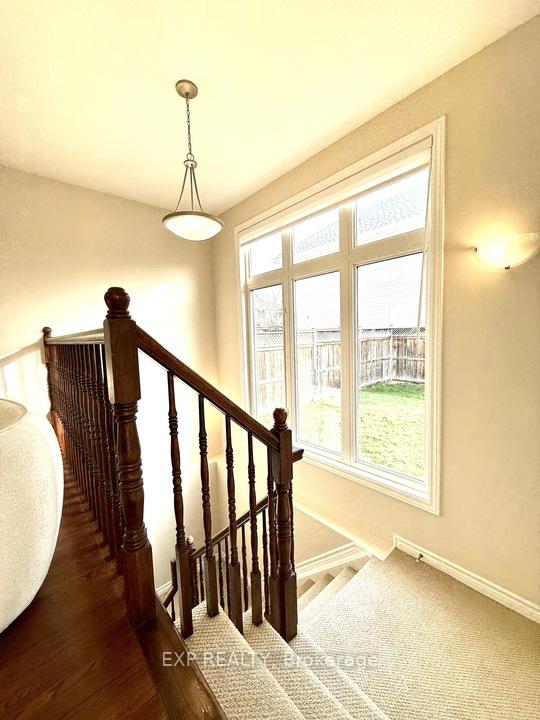 Photo 12 of 10 Penrith Street, Ottawa, Kanata - Morgan's Grant/South March — HOMEH